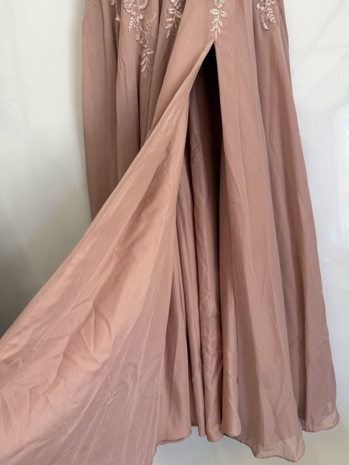 JJ’s House Pleated Chiffon Skirt Cascade with Effortless Grace Formal Elegance S