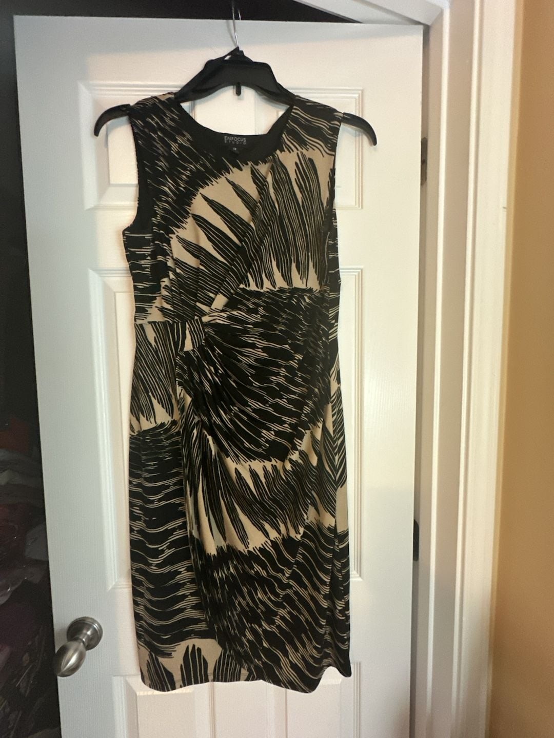 Enfocus Studio Size 14 Sleeveless Abstract Palm Print Faux Wrap Sheath Dress