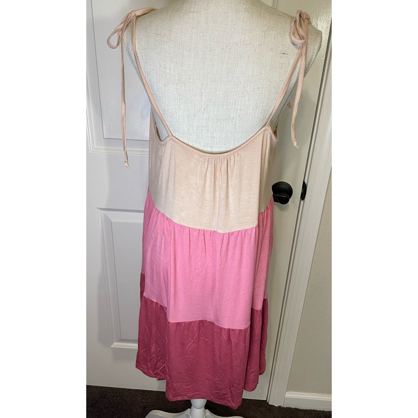 Shop Basic USA Large sun dress tie on shoulders pink