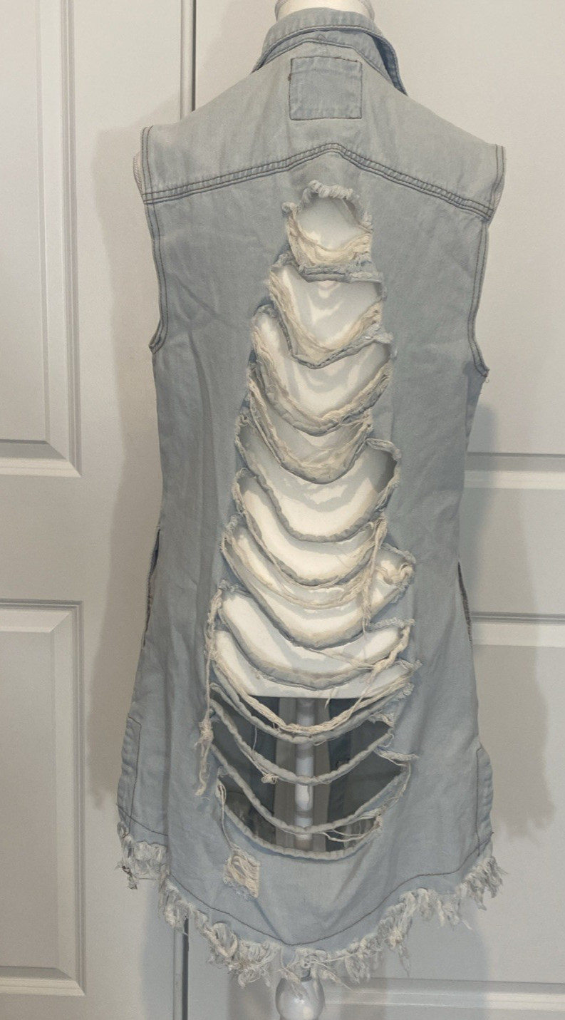 Highway Jeans Denim Duster Jacket M Light Wash Blue Button Up Distressed Shacket