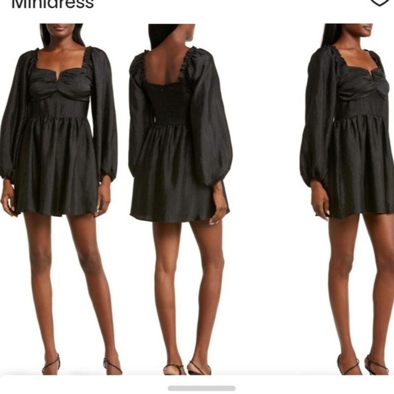 All in Favor NWT Long sleeve plisse satin mini dress size small