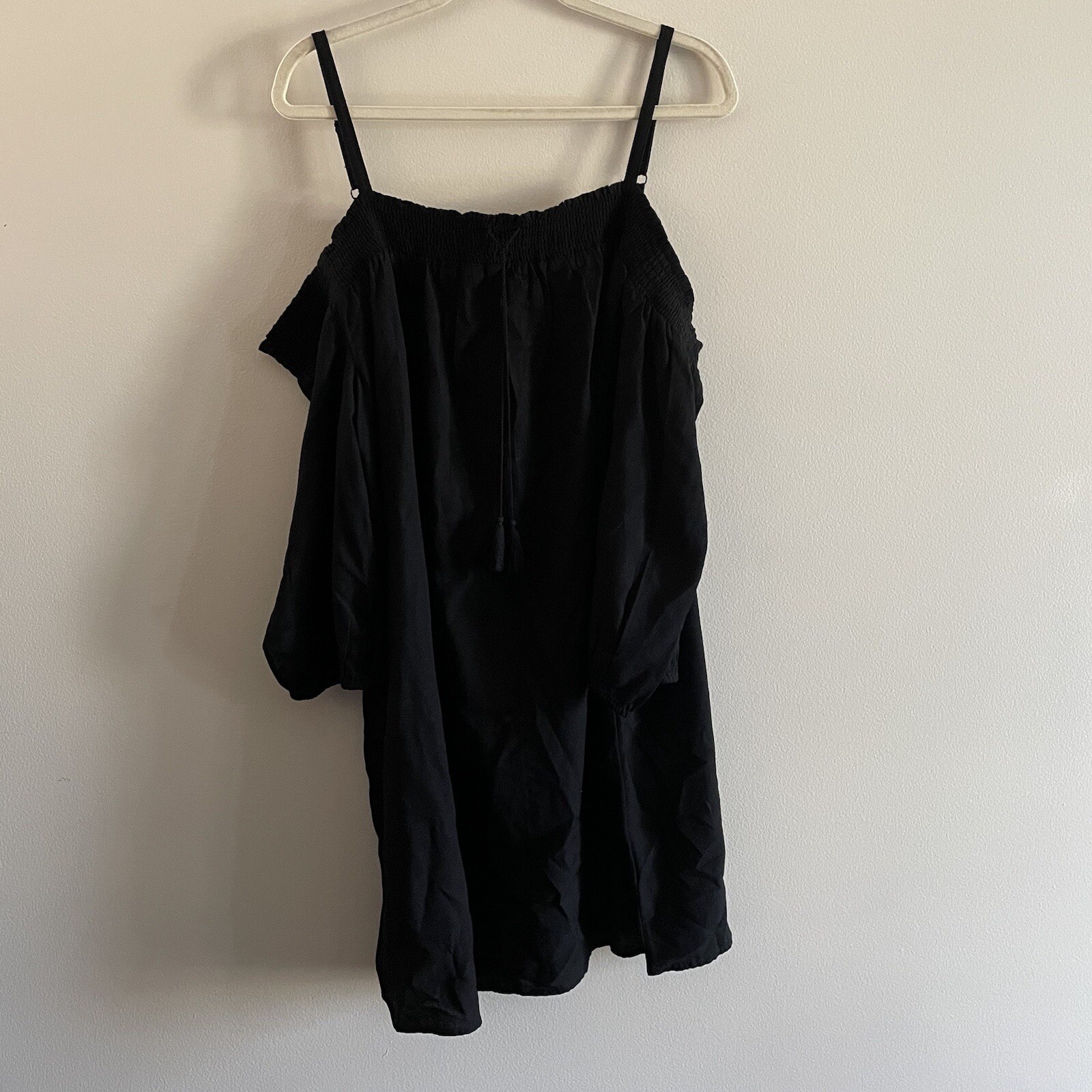 Old Navy Womn XXL Black Linen Blend 3/4 Sleeves Tasseled Cold Shoulder Dress NWT