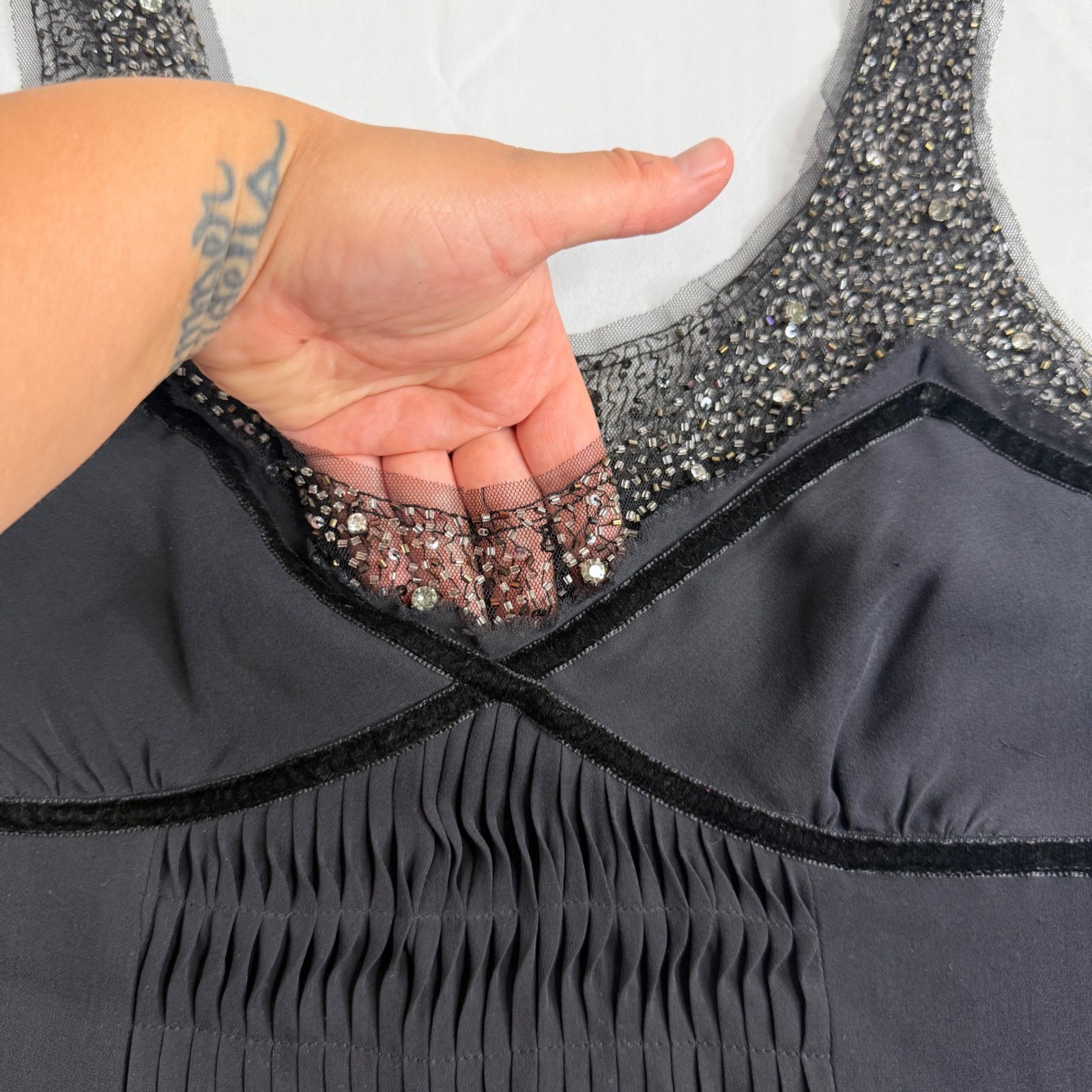 BCBGMAXAZRIA Black Beaded Silk Mesh Mini Dress Velvet Trim Smocked Size 8 LBD