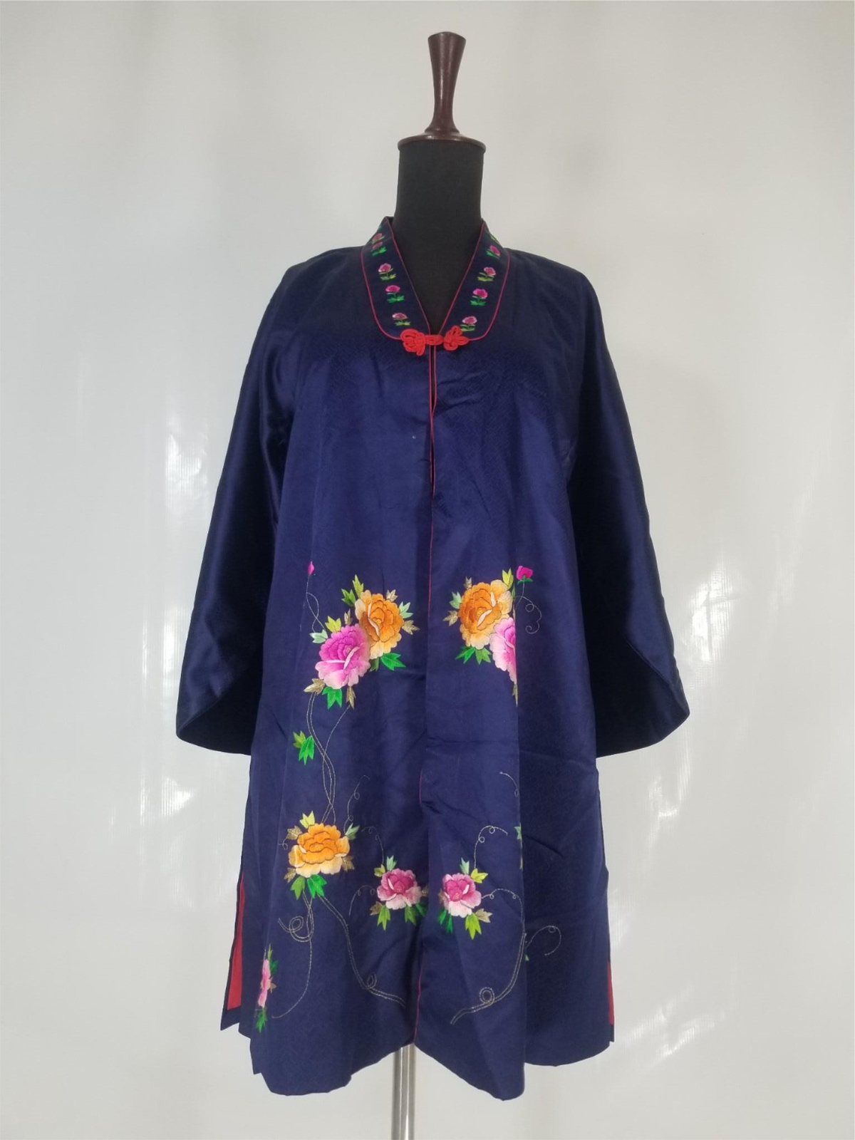 Vintage Traditional Korean Silk Brocade Embroidered Hanbok Jacket