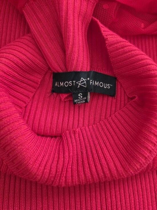 ALMOST FAMOUS Red Ribbed Knit Turtleneck Sheer Sleeve Bodycon Dress Size S