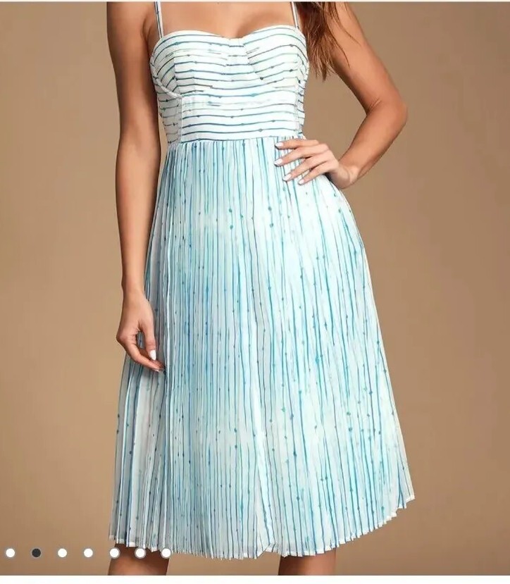 Lulu’s Summer in Santorina Blue White Dress Medium Underwired Bust Lined NWT