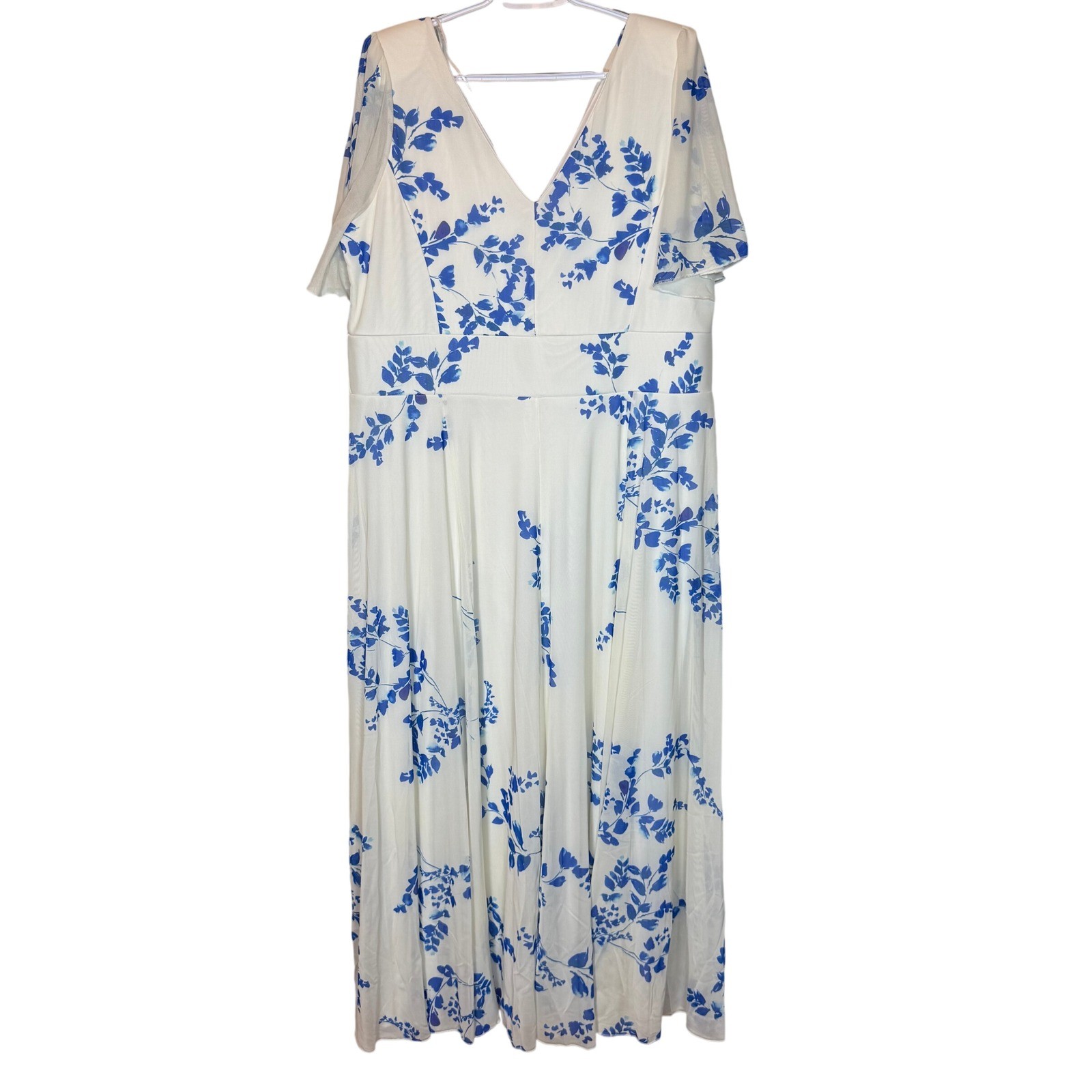 Scarlett & Jo Isabelle Maxi Dress US 22 Ivory Blue Floral Short Sleeve NWT Plus