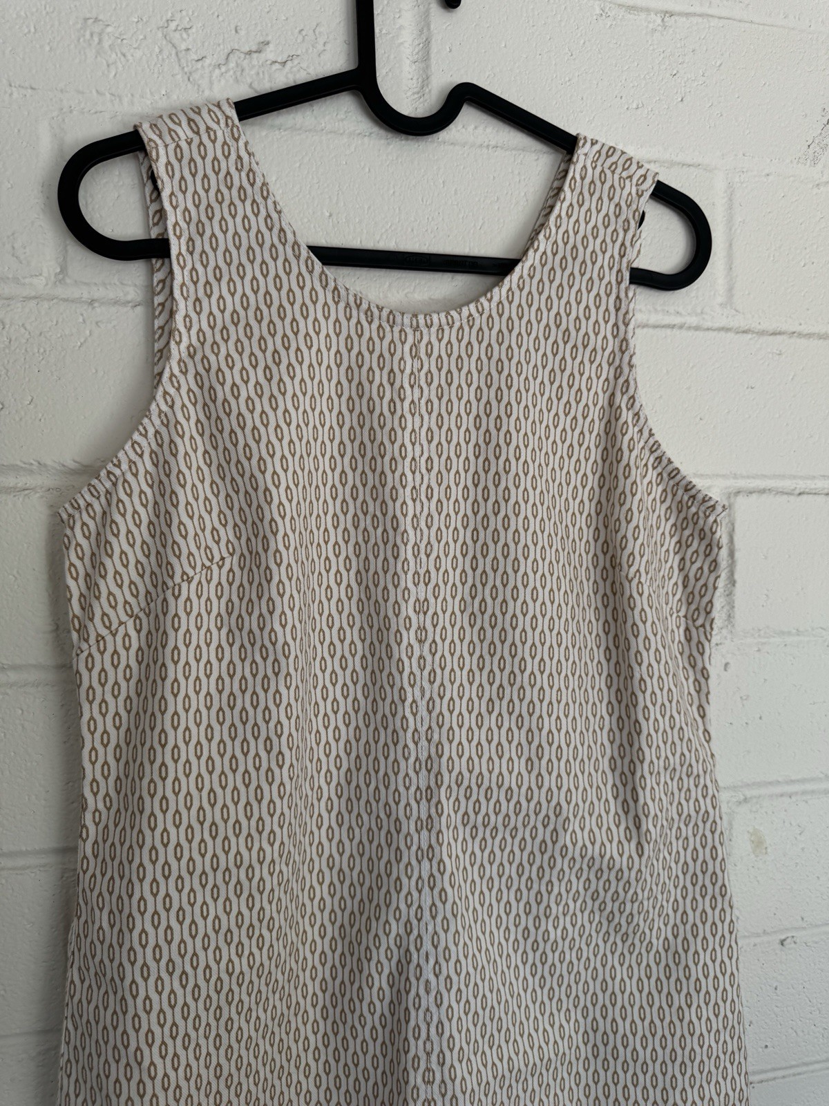 Tommy Bahama Linen Blend Beige White Geometric Shift Dress Sleeveless Zip S/P
