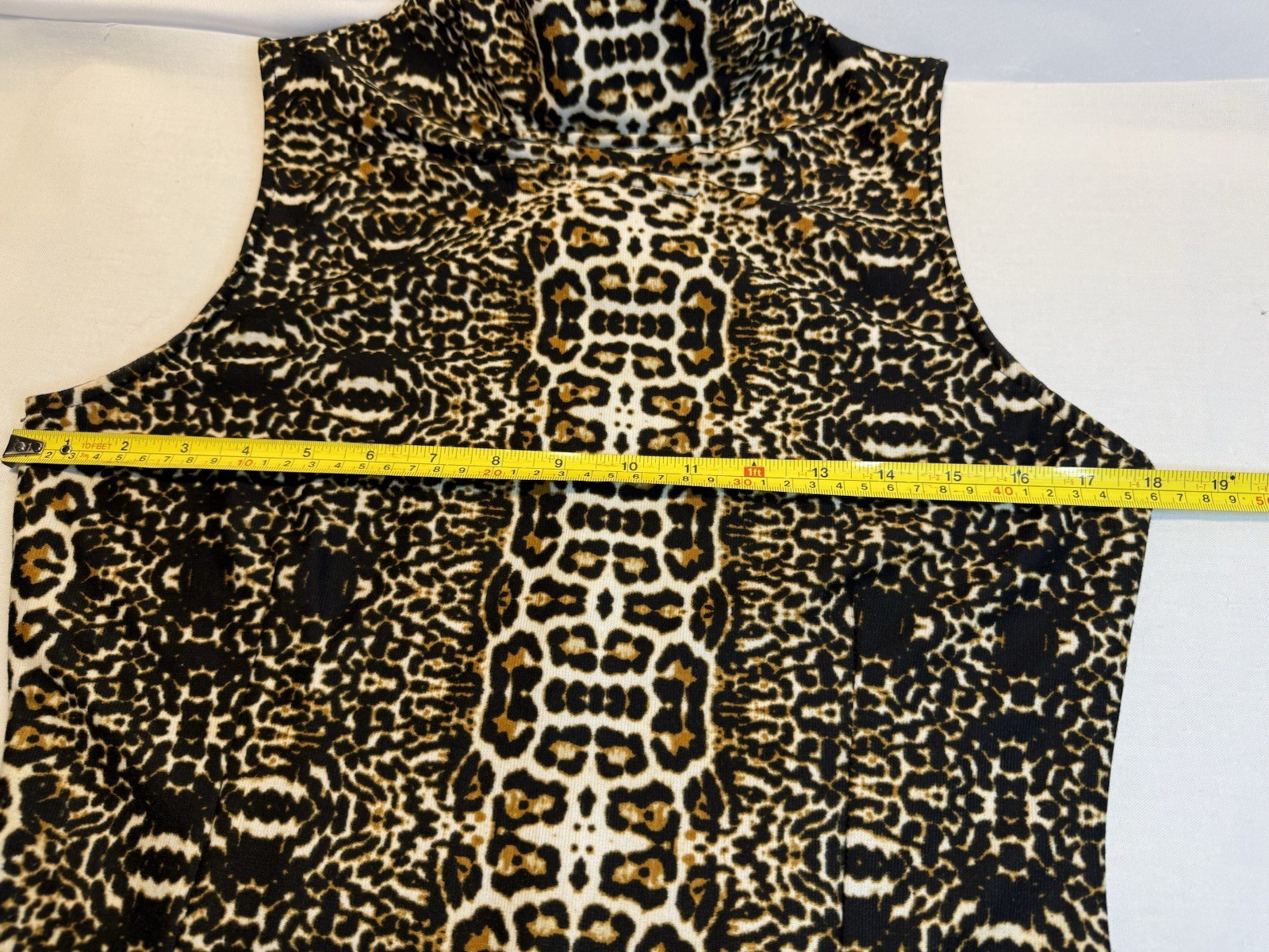Venus Women’s Sleeveless Mock TurtleNeck Midi Dress In Leopard Print Size L