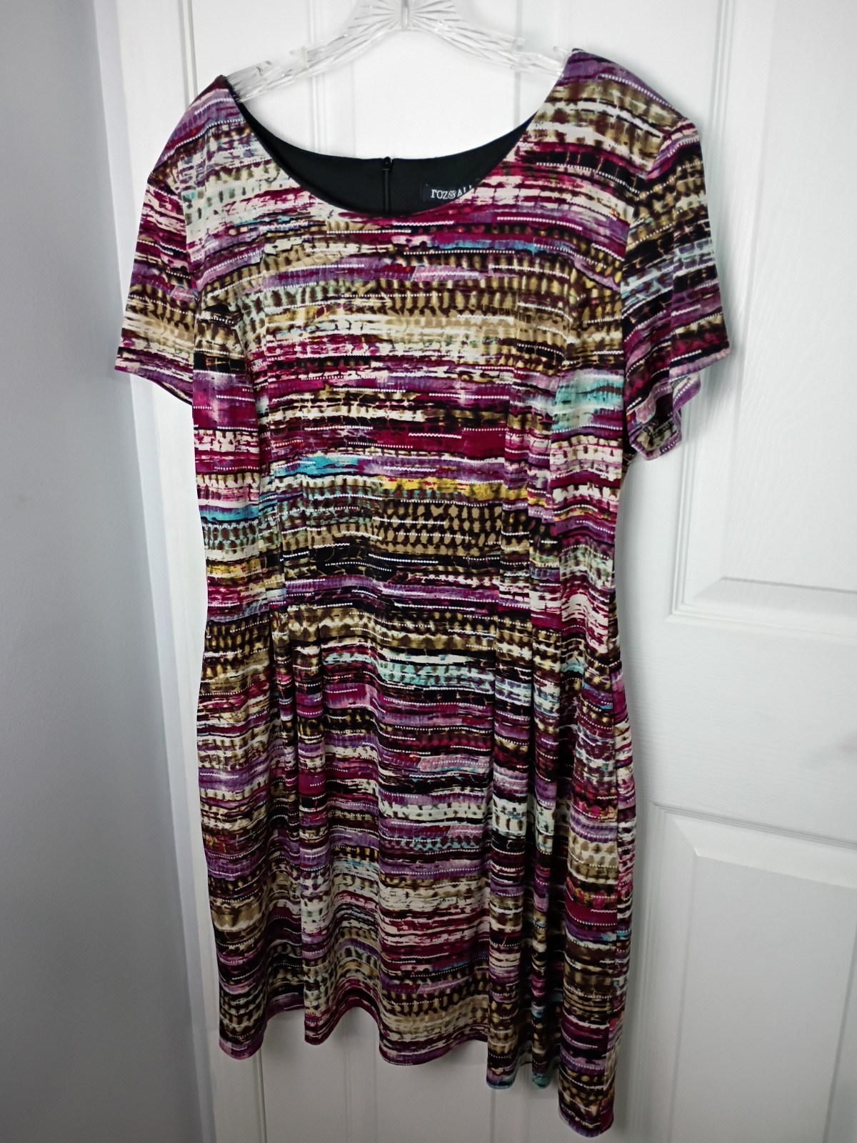 Roz & Ali Fit & Flare Dress 16P Ombre Striped Stretch Short Sleeve Pocket Classy