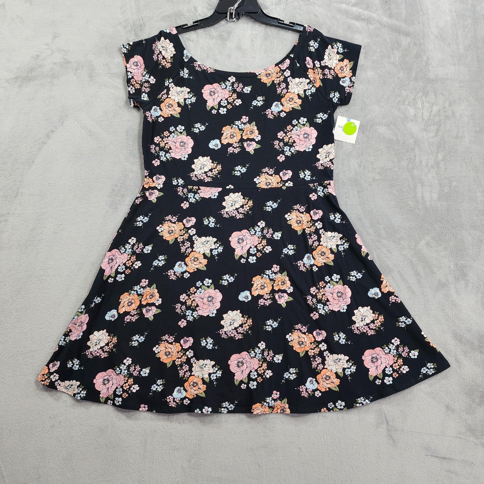 NEW Arizona Jean Co Dress Juniors XXL Black Floral Fit & Flare Short Sleeve Mini