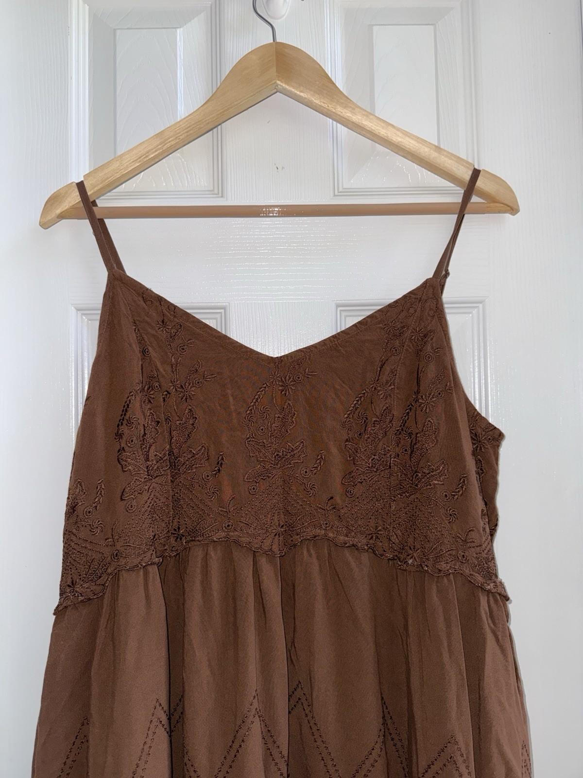 Cleo + Wolf Brina Boho Embroidered Mini Dress Scalloped Brown L Countrycore Chic
