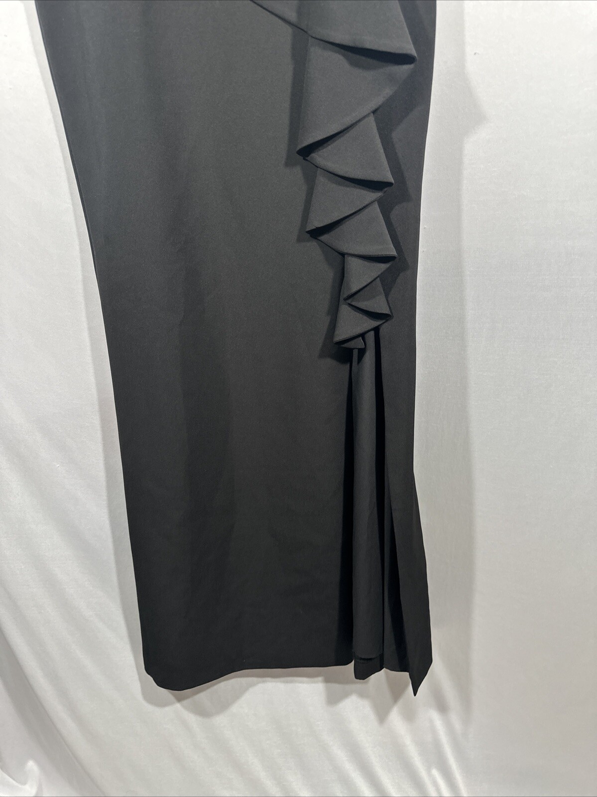NWT $188 Eliza J [ 6 ] Sleeveless Cascading Ruffle Front Gown in Black #J920