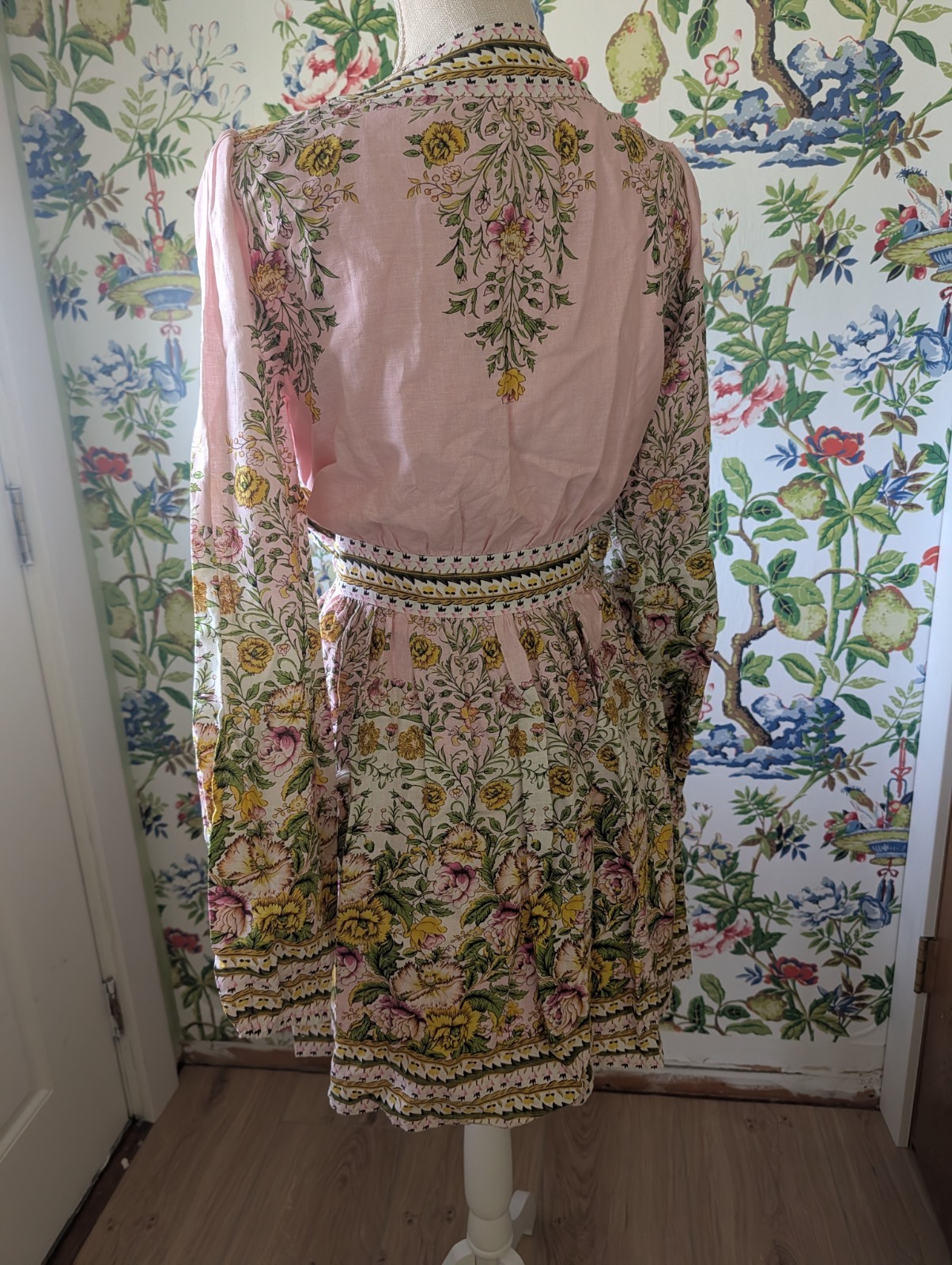 NWT A Loves A Floral Print Surplice V-Neck Long Bubble Sleeve Wrap A-Line Dress