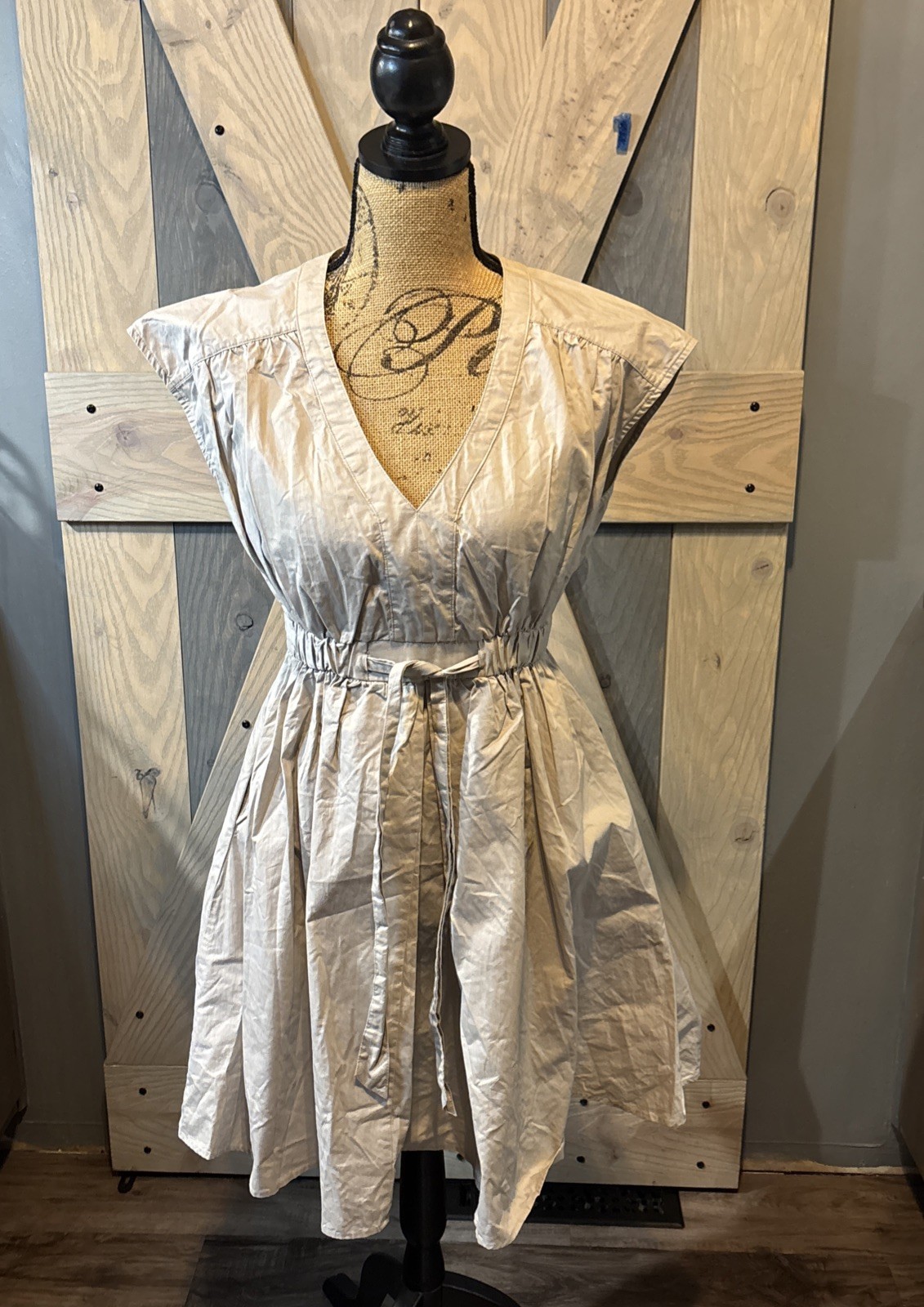 EUC H&M Belted Dress Grey Size 6