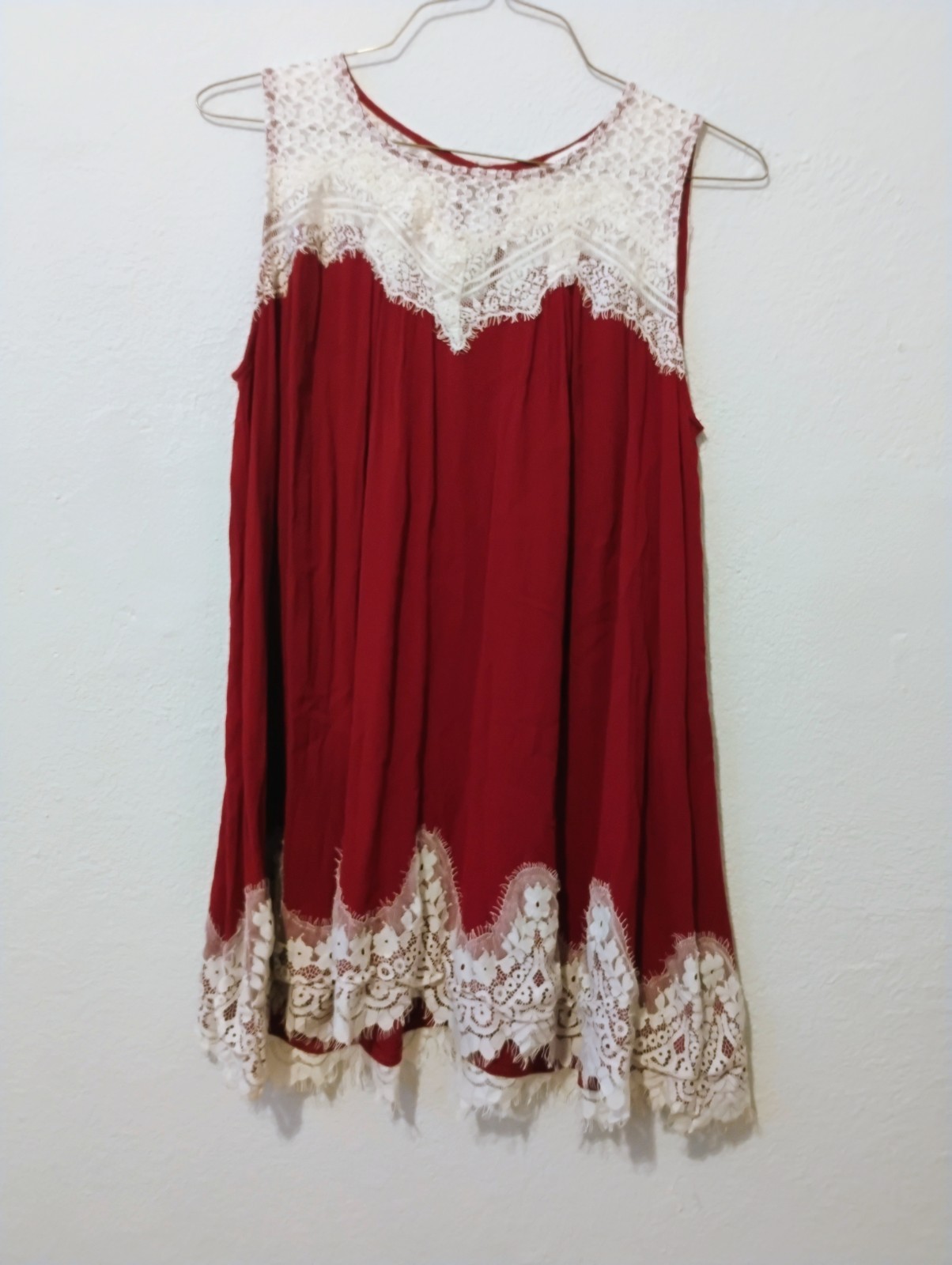 Umgee Red Shift Dress Round Neck Sleeveless Lace Trim Short Size M