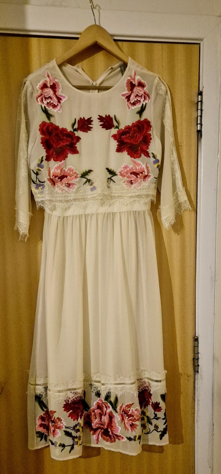 ASOS Cream Floral Embroidered Lace Midi Dress Size 10 BNWT