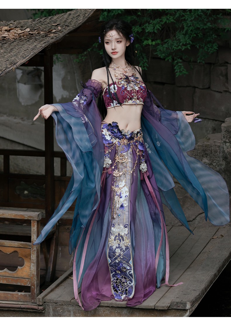 GU – Exotic Hanfu-Inspired Gradient Embroidered Bustier Set for Spring & Summer