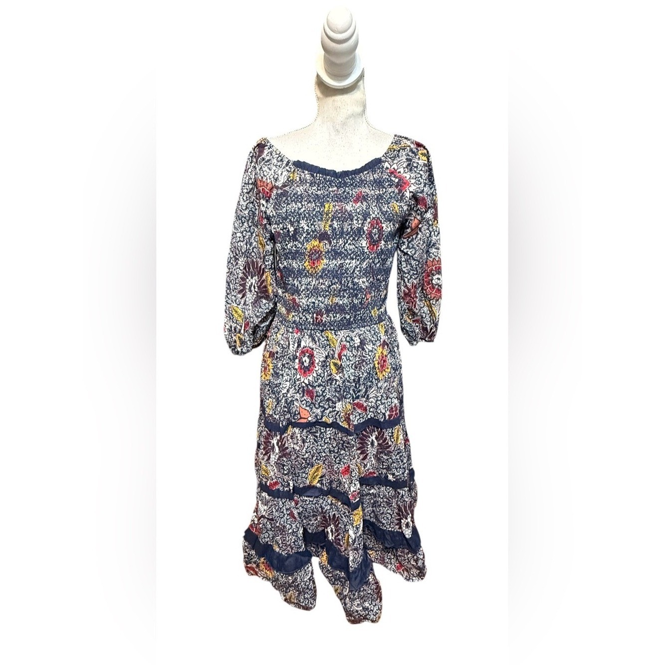 IVY CITY CO Roselyn Dress in Navy Floral Sz Xl