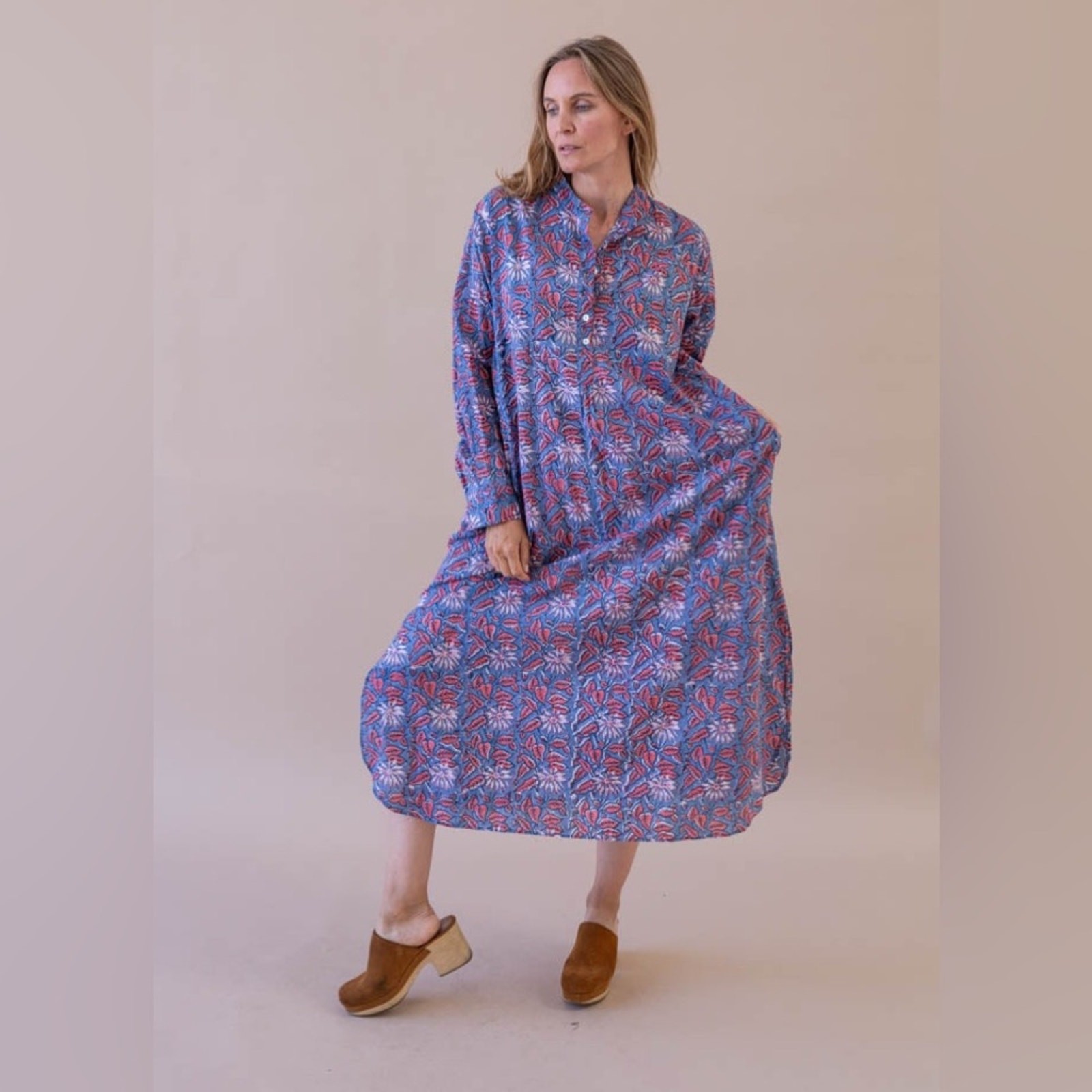 Mille Resort & Travel Maxi Belljar Long Sleeve Maxi Dress Floral Batik Print