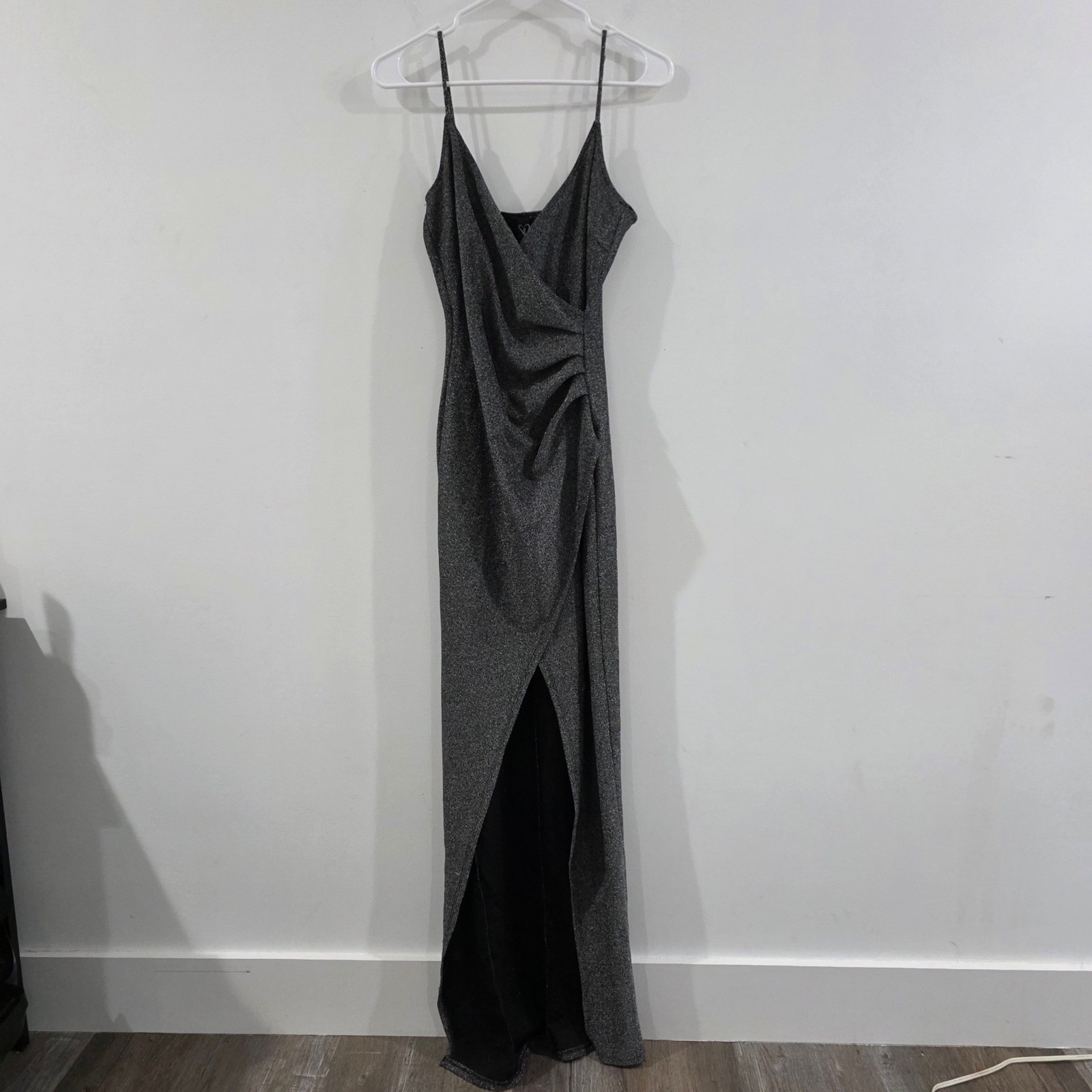 Windsor Metallic Lurex Ruched High Slit Formal Maxi Dress Size Medium Gray Glam