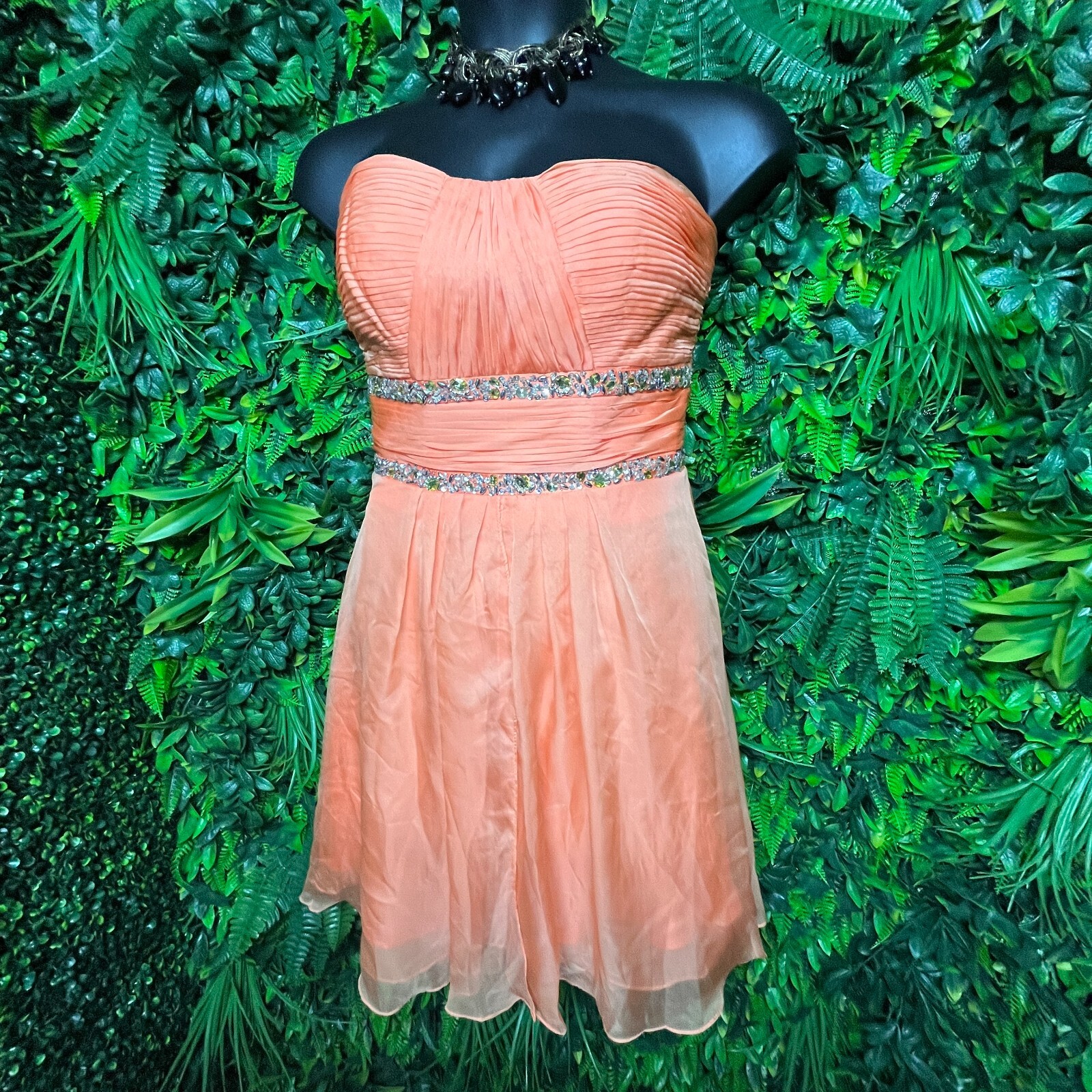 MAY QUEEN Dress 10 Peach Orange Short Formal Beaded Pleated Strapless 1067