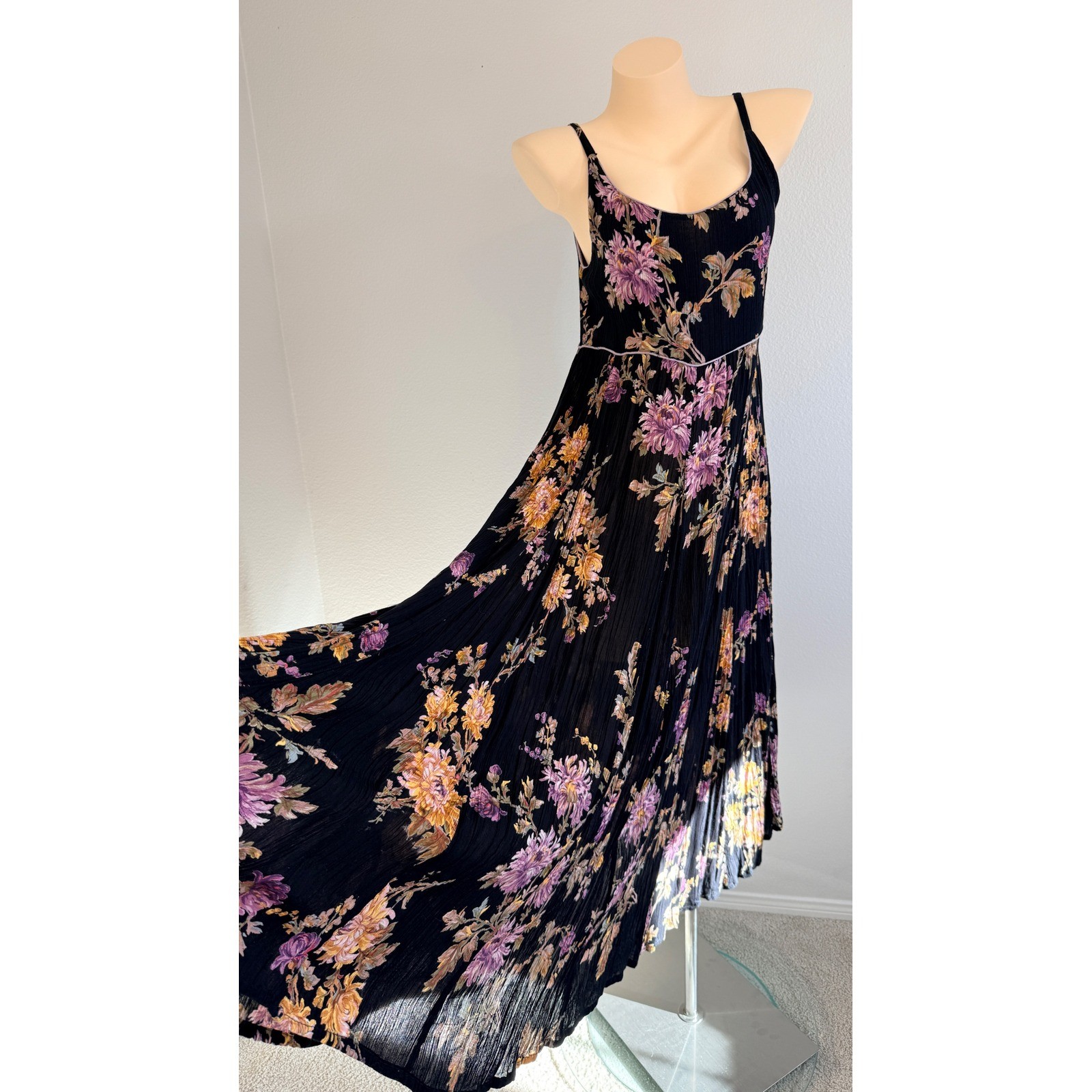 Nostalgia Floral Maxi Dress Black Purple Boho Cottagecore Rayon India Size M
