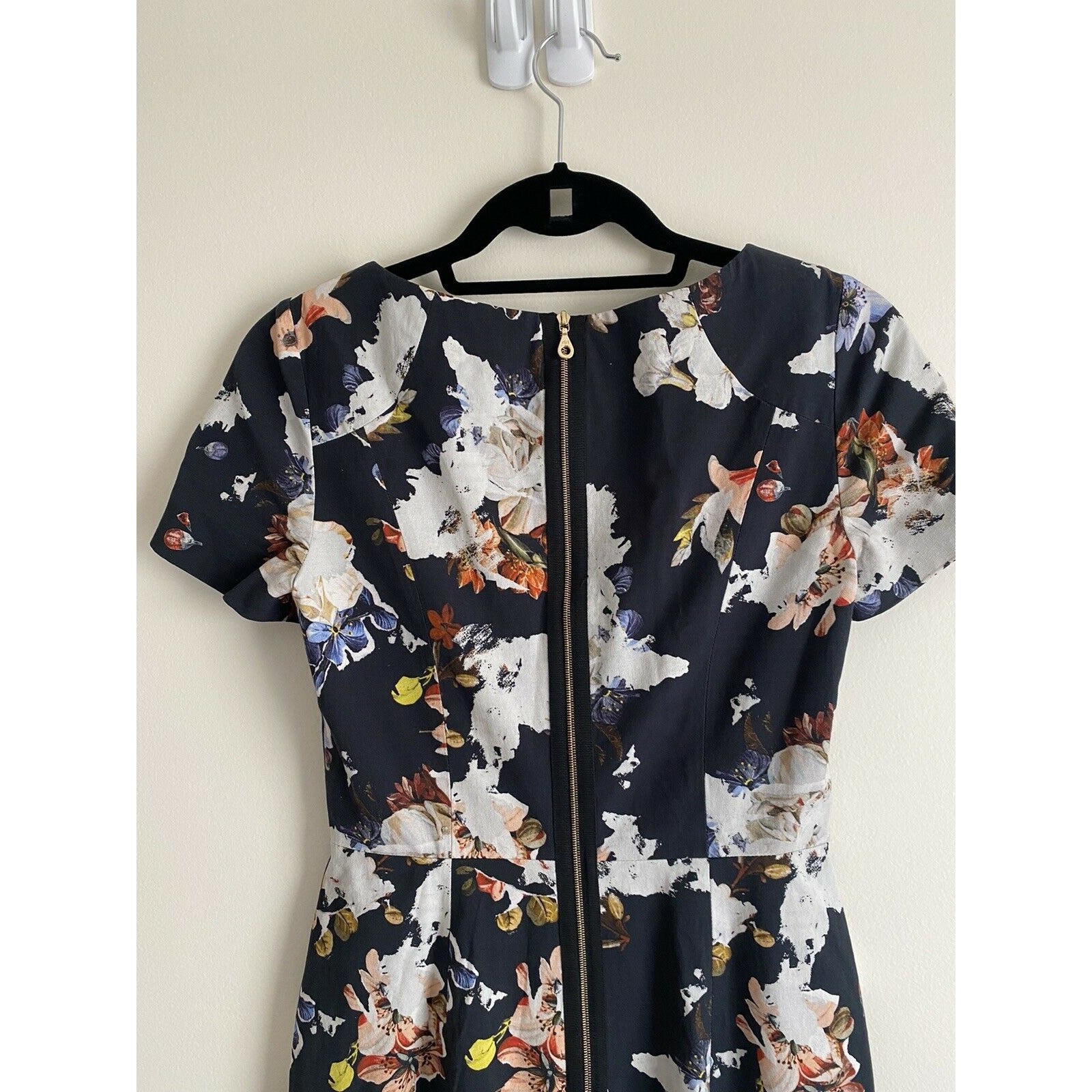 Erdem Joyce Floral Print Crepe Sheath Dress Navy Bateau Neck Designer Size 4