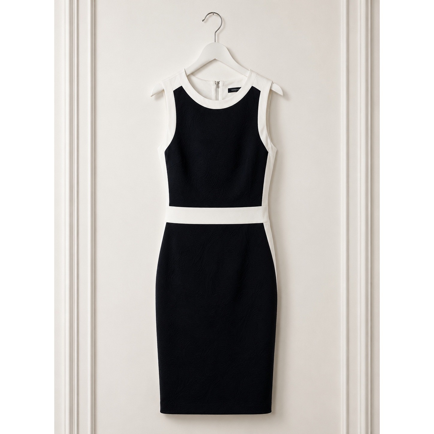 Tommy Hilfiger Navy White Colorblock Sheath Dress Textured Sleeveless Sz 2