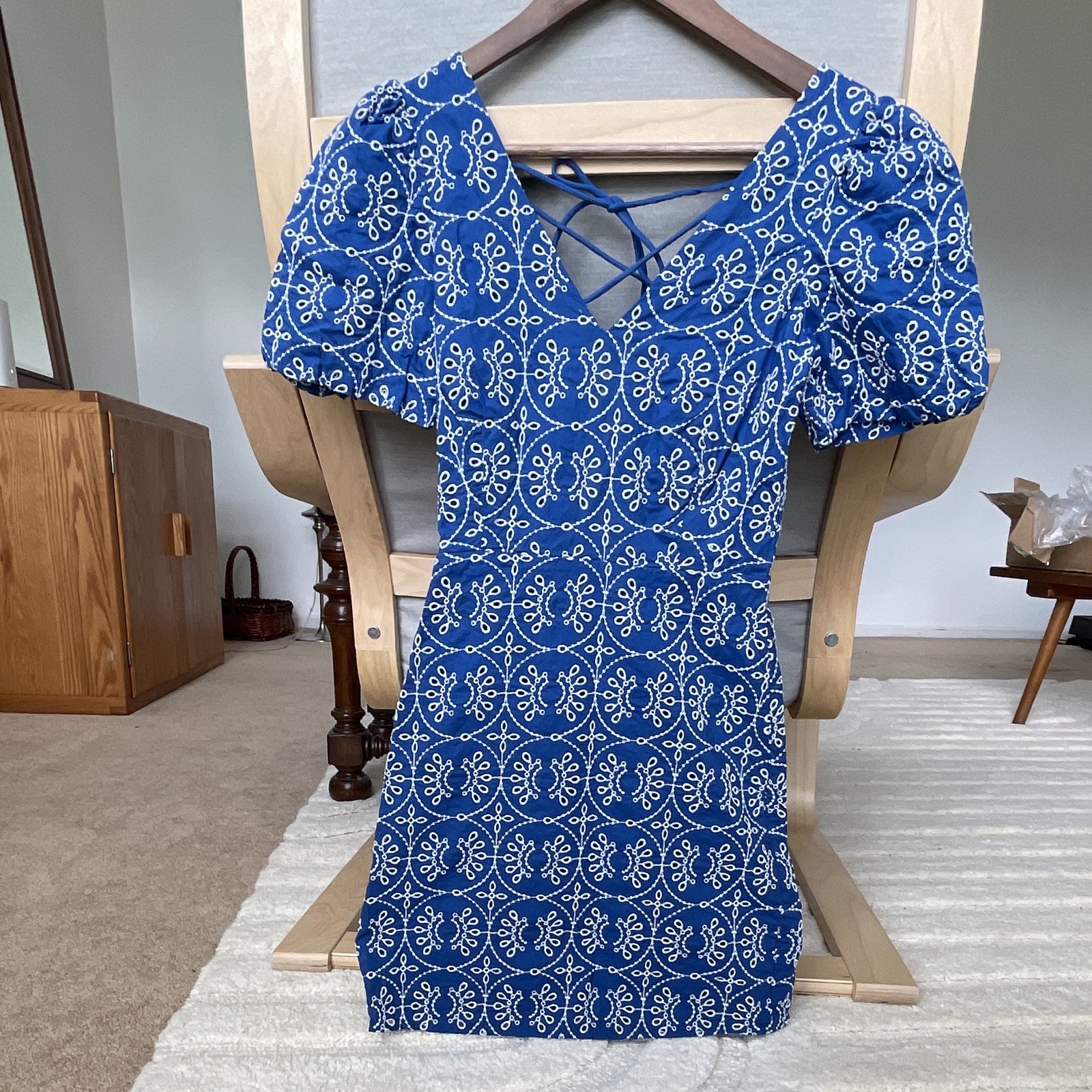 Mango Blue/White Embroidered Puff Sleeve V-Neck Tie Mini Dress XXS Cotton