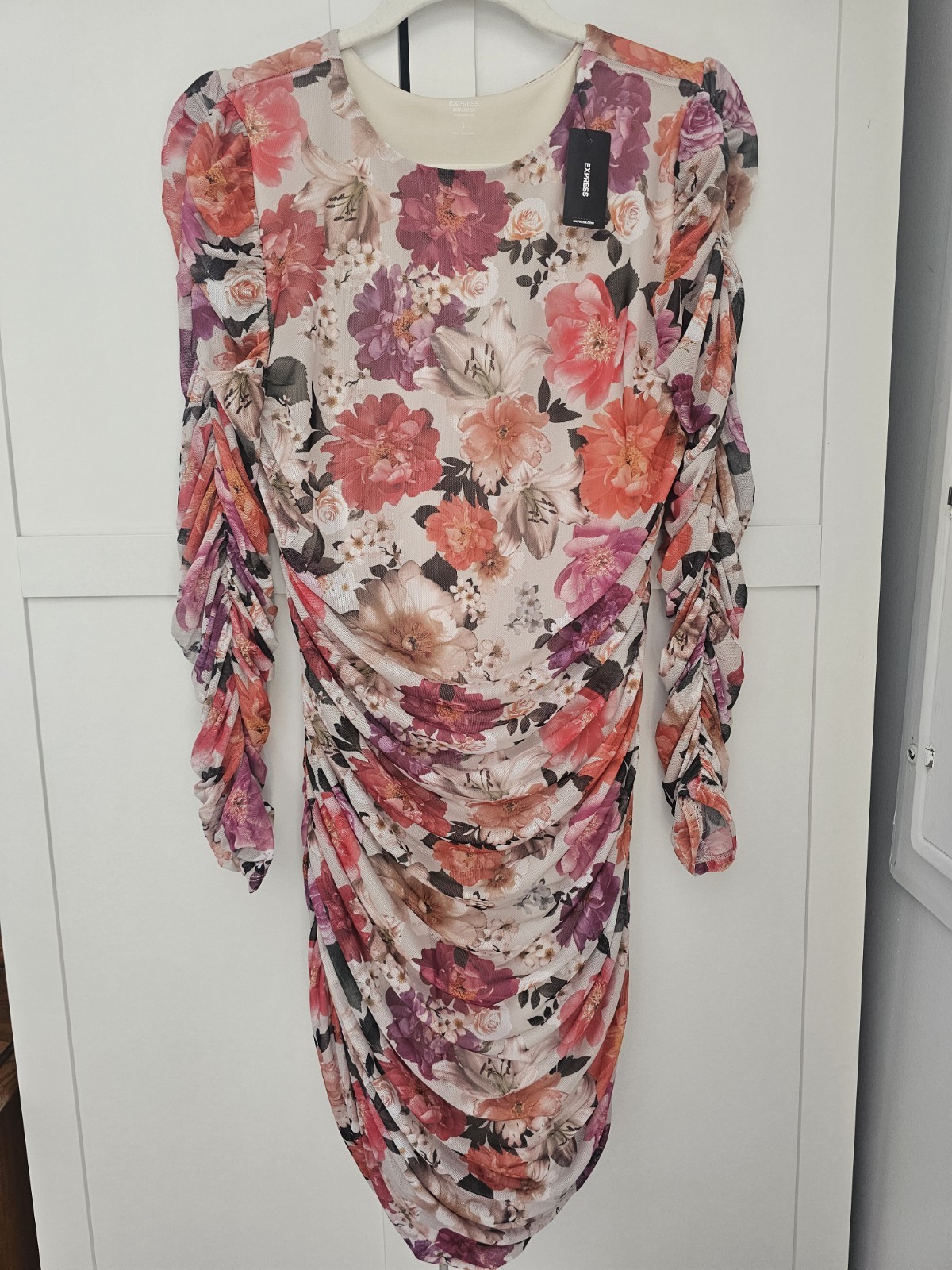 Express Floral Ruched Mesh Bodycon Dress L Long Sleeve Knee Length Lined Stretch