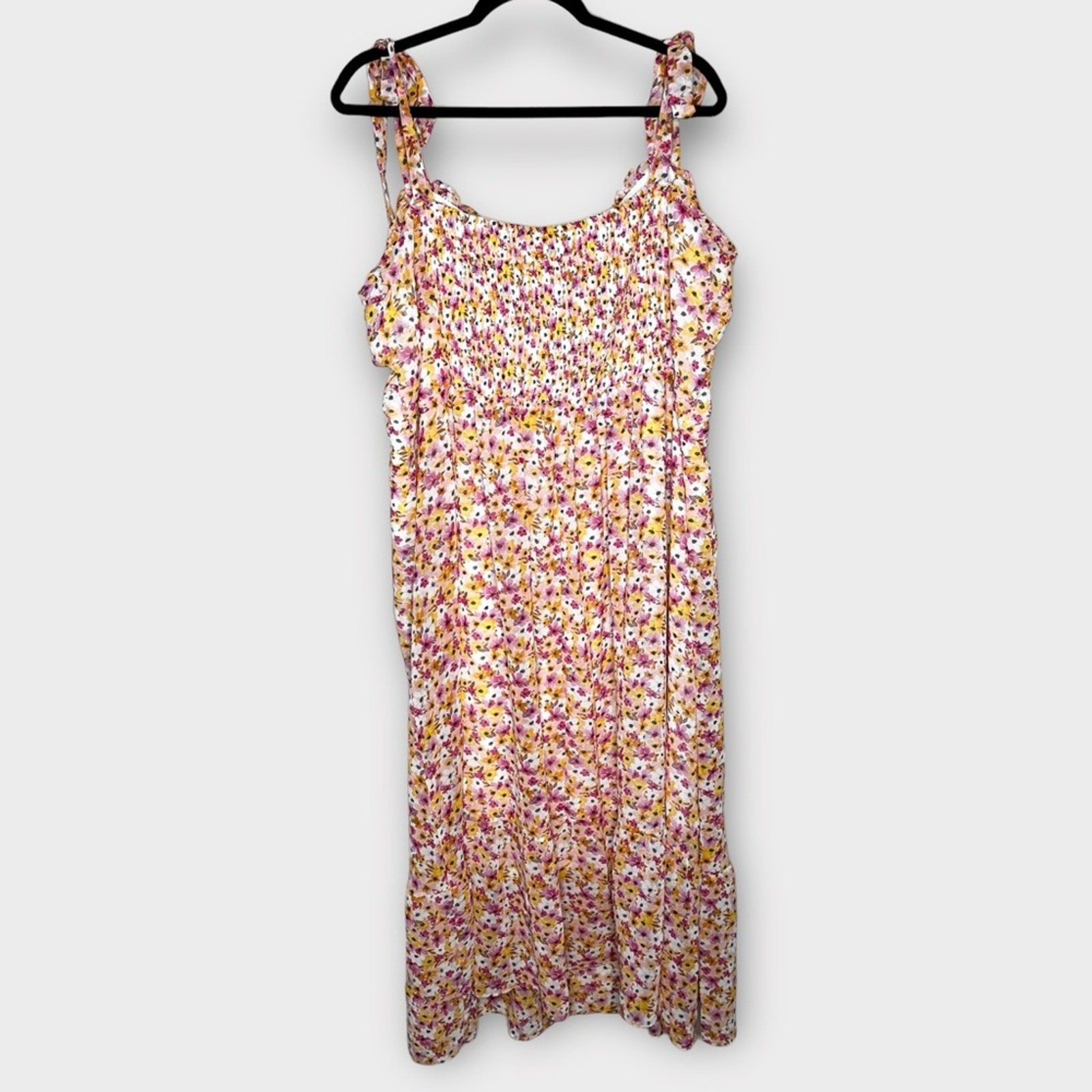 NWT CITY CHIC Trendy Plus Size Delicate Floral Midi Dress Size 24 summer