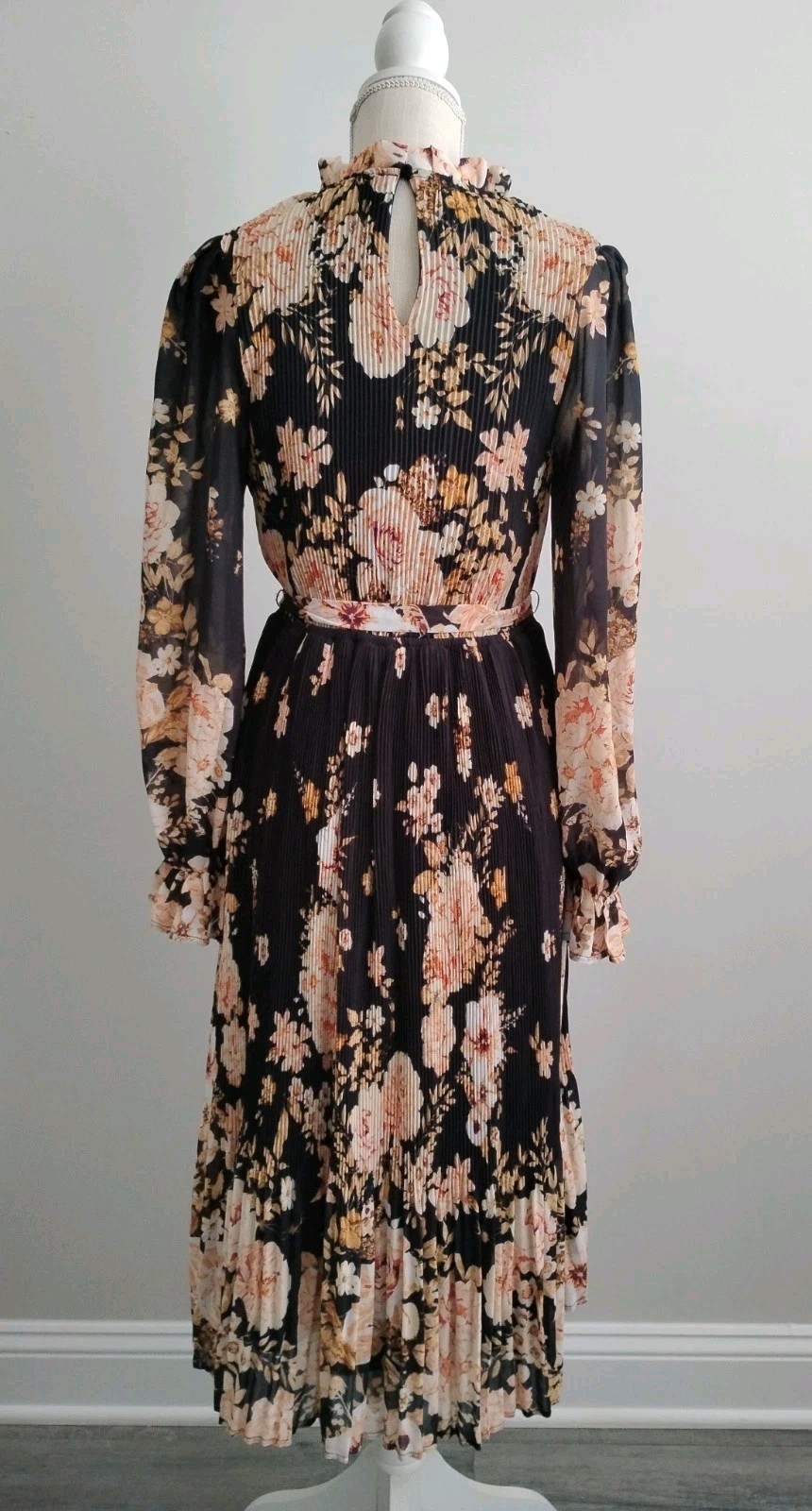 Vici Pleated Songbird Floral Pattern Midi Dress Long Sleeve Boho Women’s Size M
