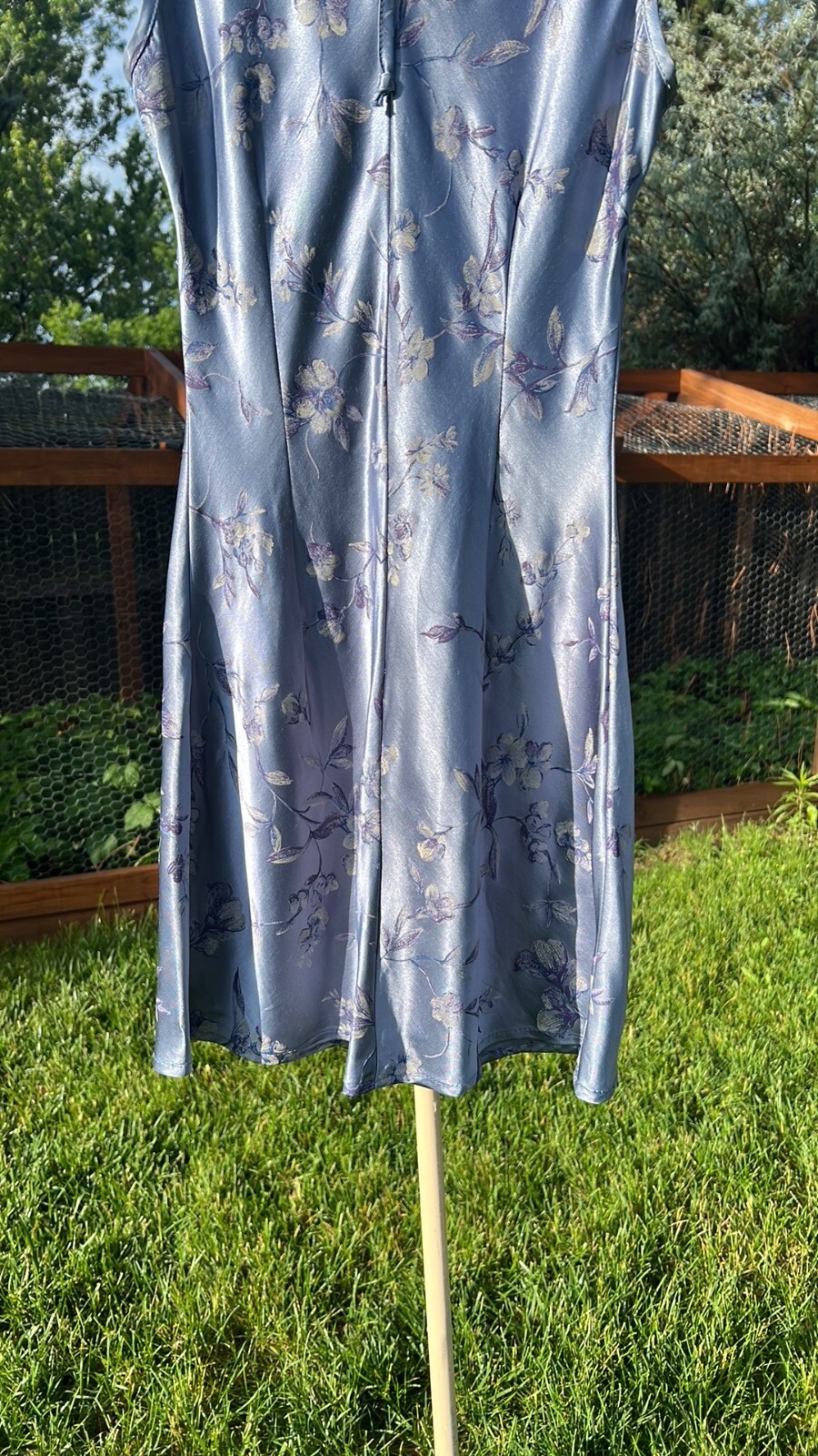EUC 5•7•9 Lavender Floral Satin Dress • Size 3 Juniors