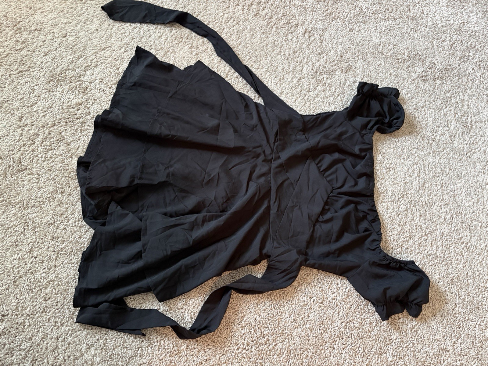 Cute Black Dress With Tie In The Back Women’s Medium