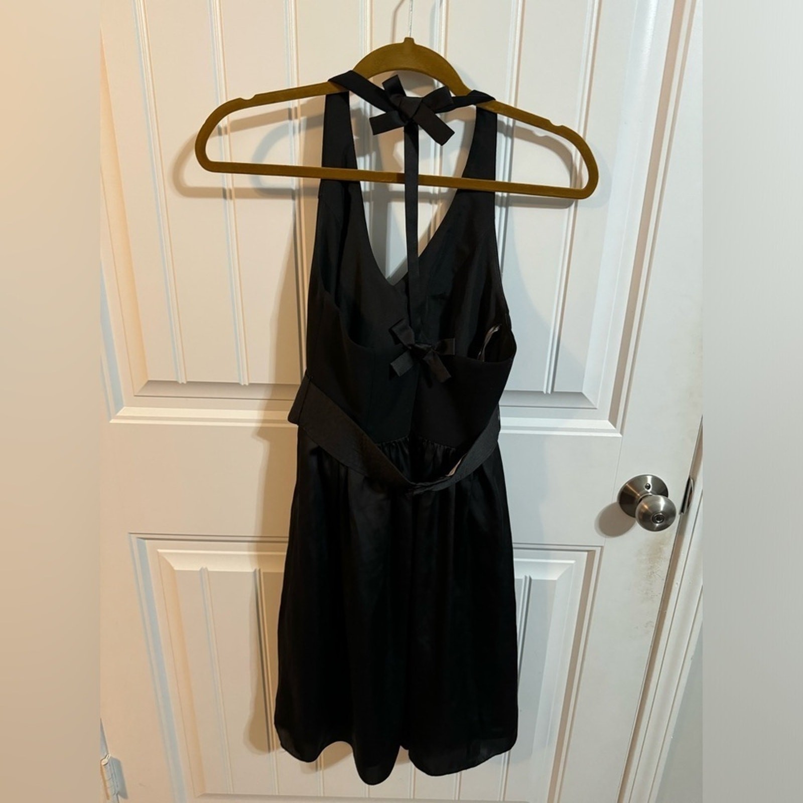 Vera Wang White Black Cocktail Halter Drop Waist Mini Dress with Bow Detail