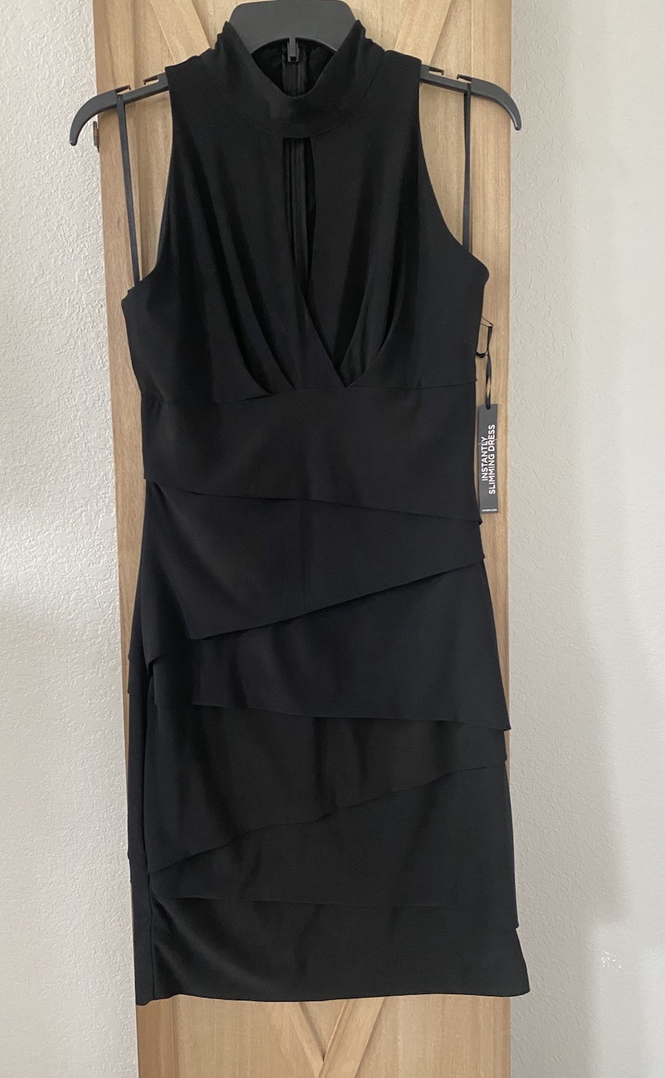 White House Black Market Dress Classic City Mock Neck Keyhole NEW Size 8 $160