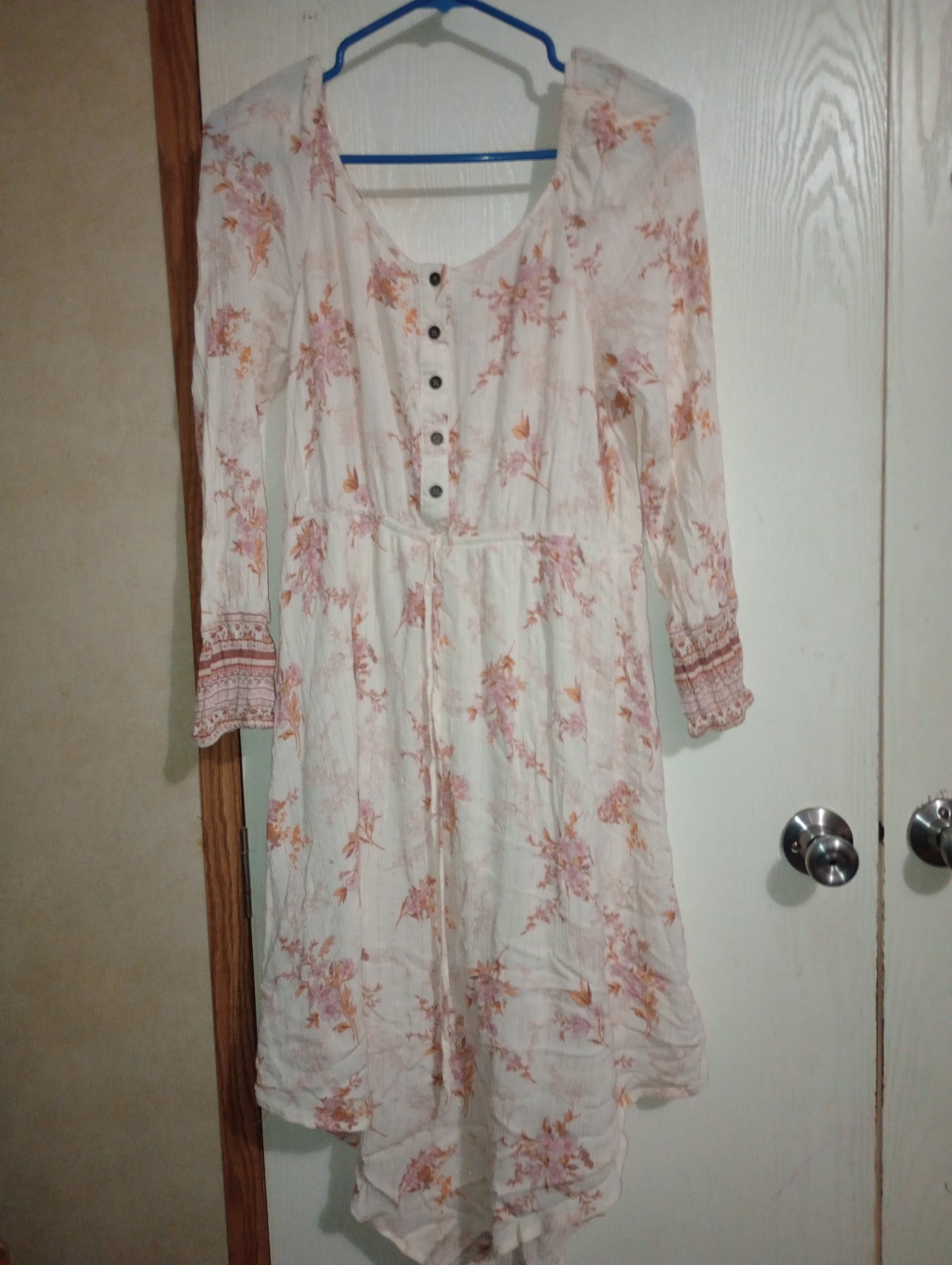 Knox Rose Floral Boho Midi Dress Size M Cream Pink Long Sleeve Button Front