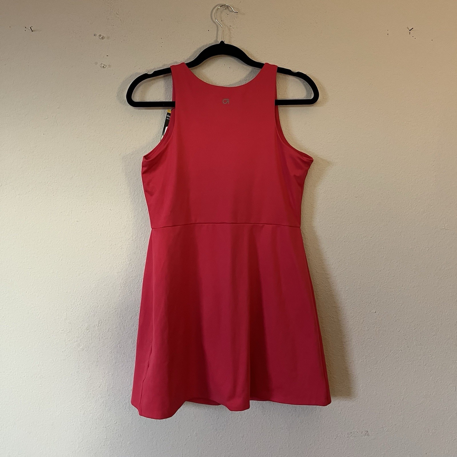 NWT Gap Fit Red Dress Lined Shorts Athletic Size M