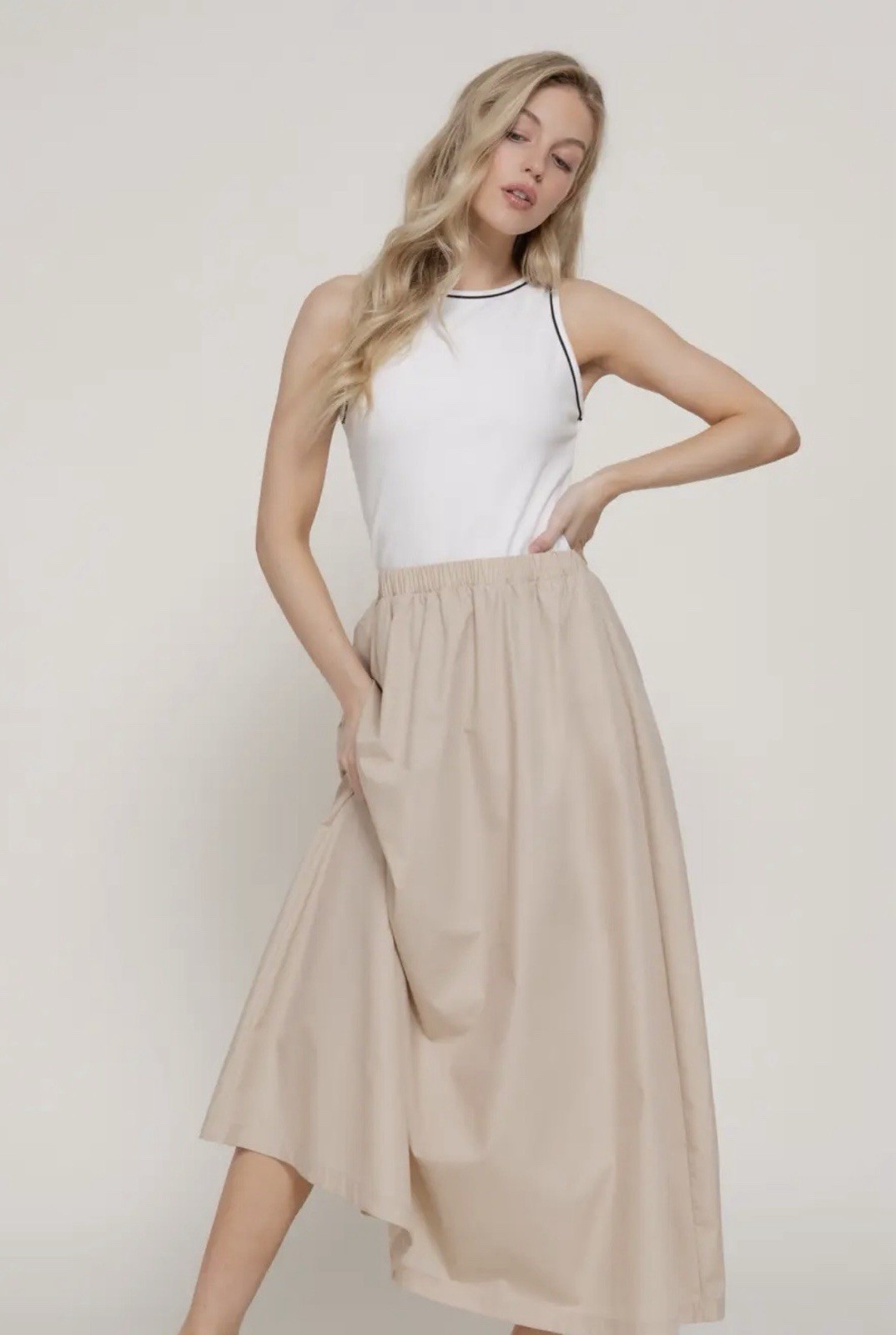 Active Beige White Knit Sleeveless Midi Pocket Lightweight Preppy Dress
