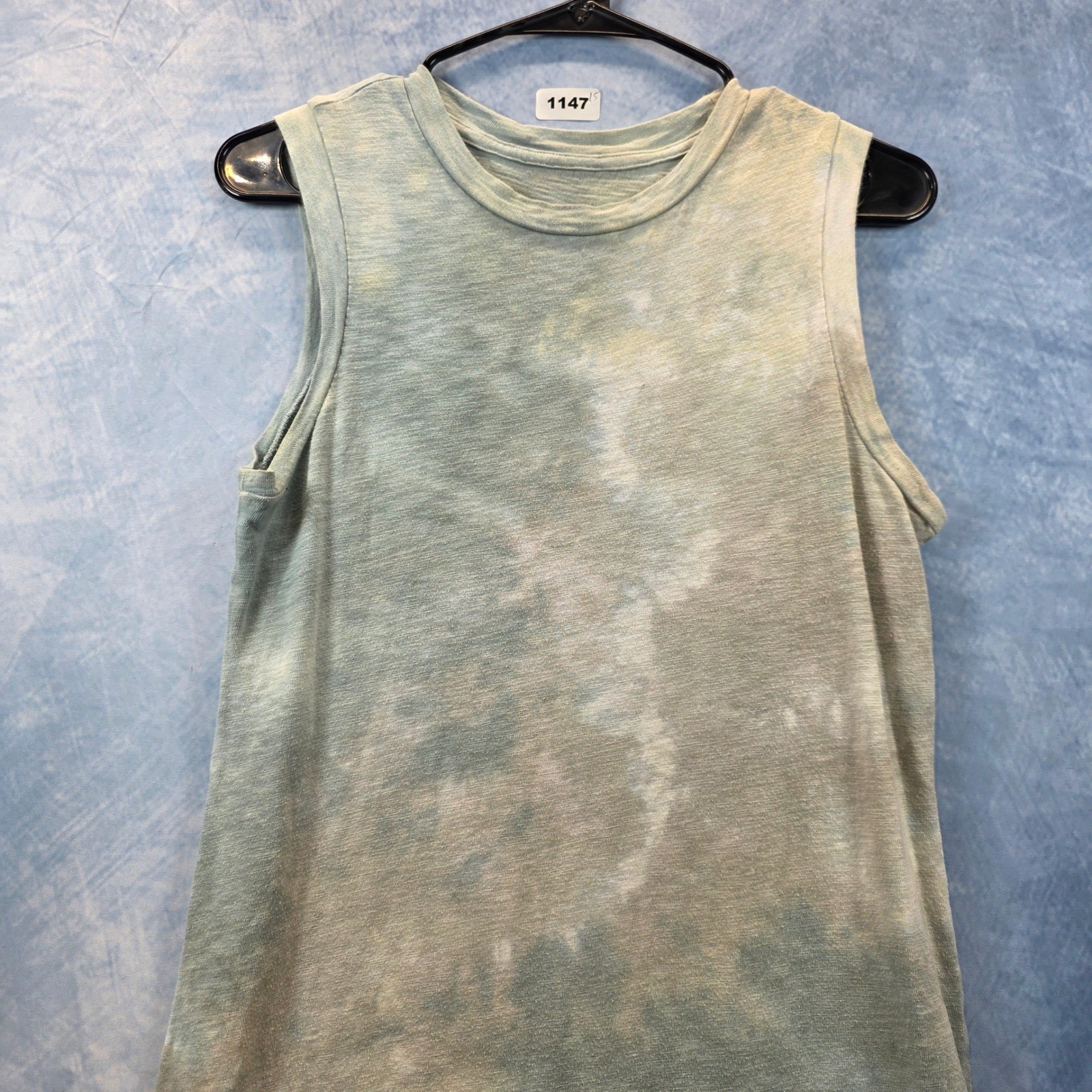 Universal Thread Womens XS Tie Dye Sleeveles Maxi Dress Green Crew Neck Slit Hem