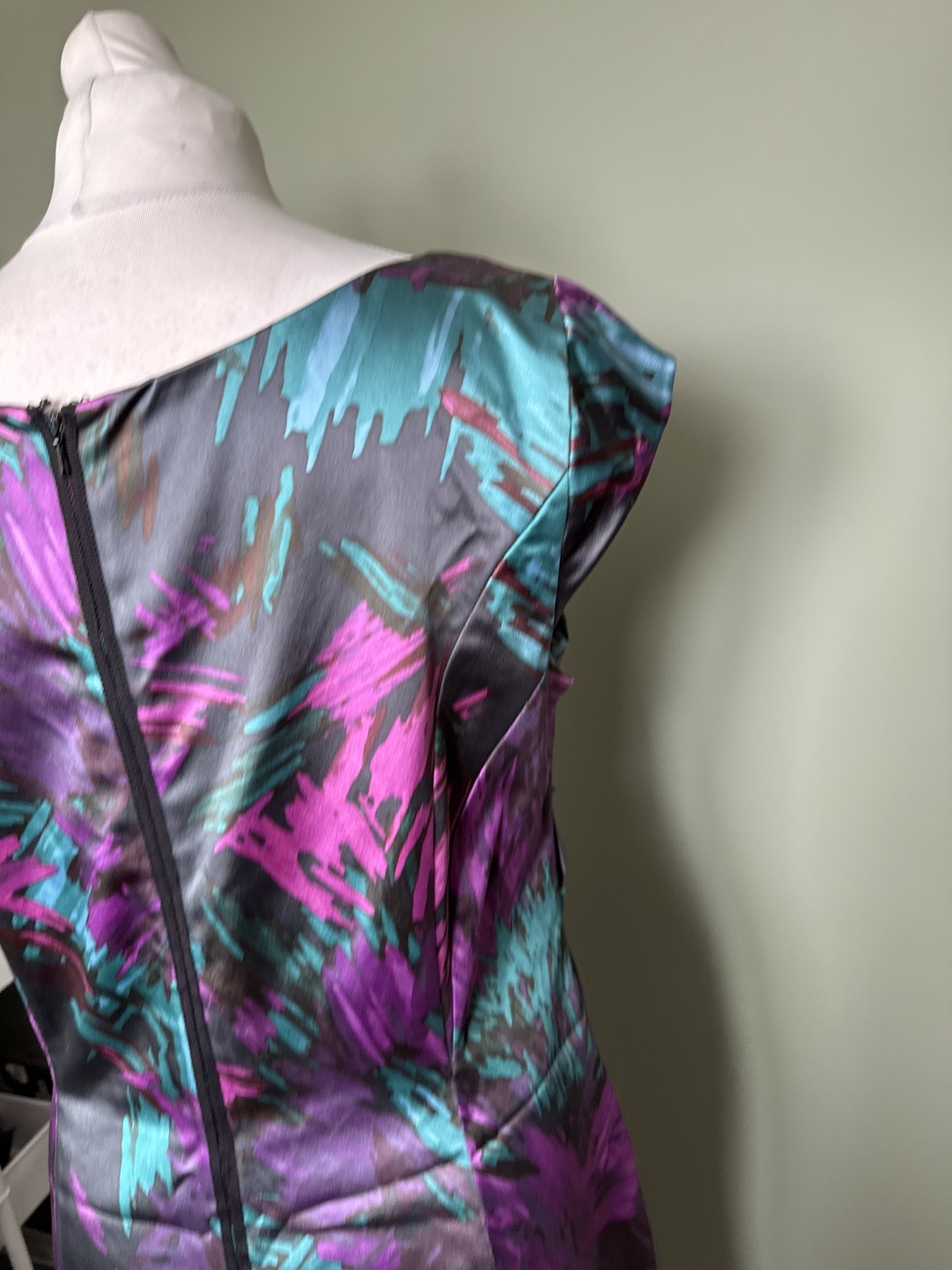 Coast floral ladies fitted size 18 cap sleeve dress