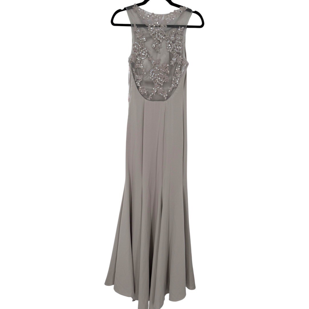 NWT Dancing Queen Sleeveless Sequin Embellished Formal Long Dress Gown Size XS