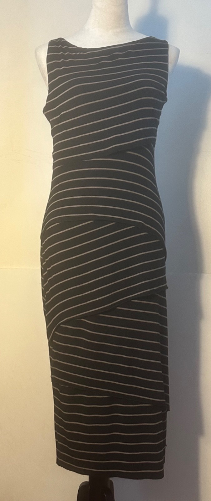Comfy Bailey 44 Black & Tan Striped Bodycon Cocktail Dress – Rayon – USA – S/4-6