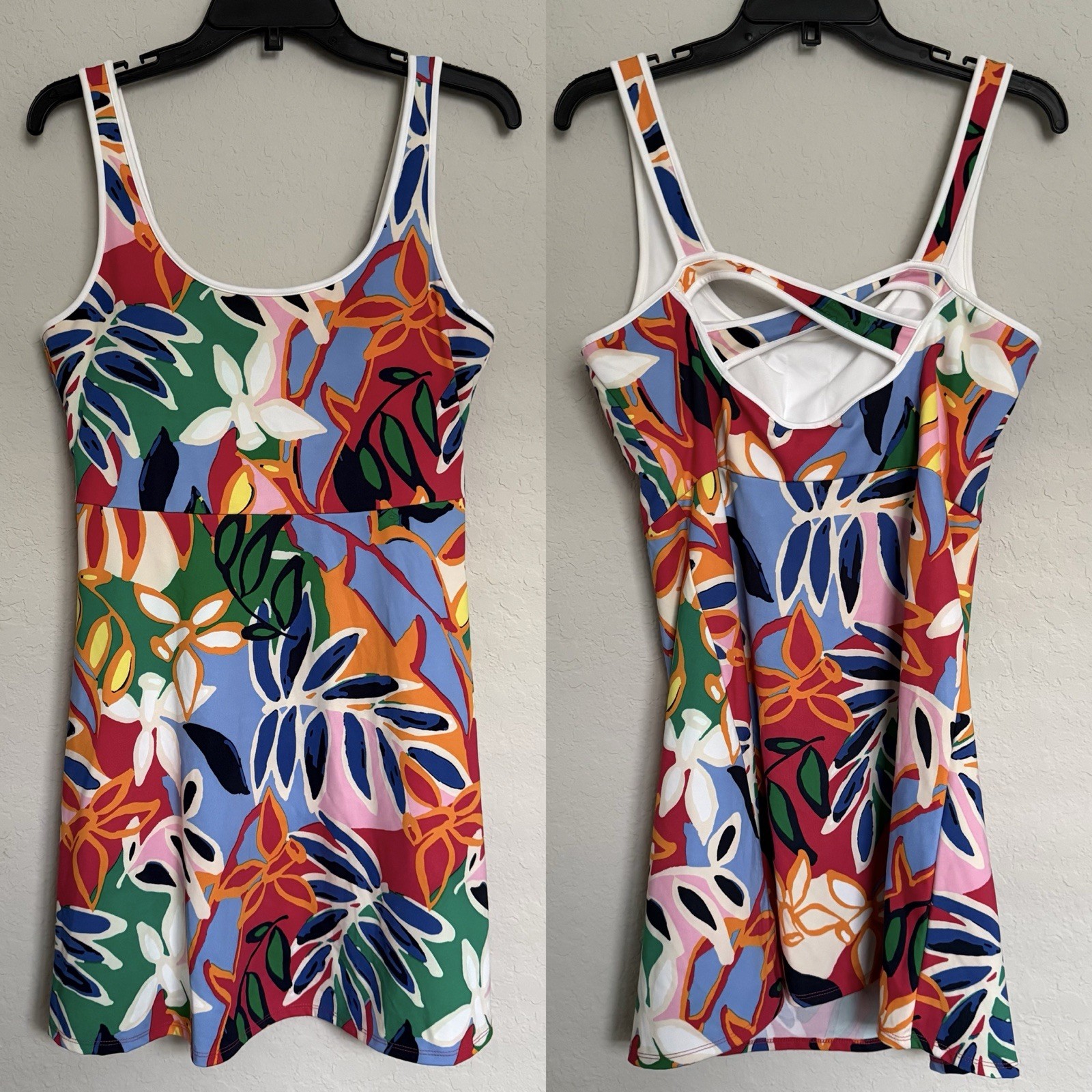 NWT Bailey 44 Sport Tropical Dress Size Large Moisture Wicking UPF 50 Quick Dry