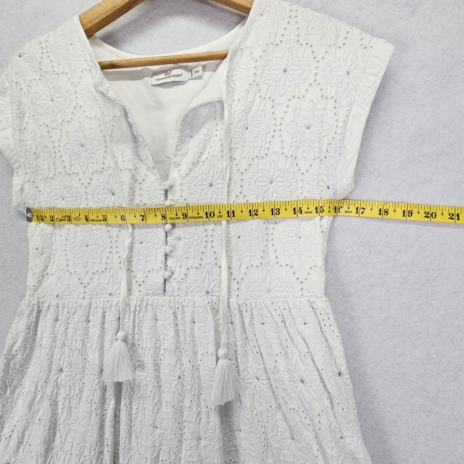 Vineyard Vines White Cotton Eyelet Dress Tiered Boho Resort Women XXS Flattering