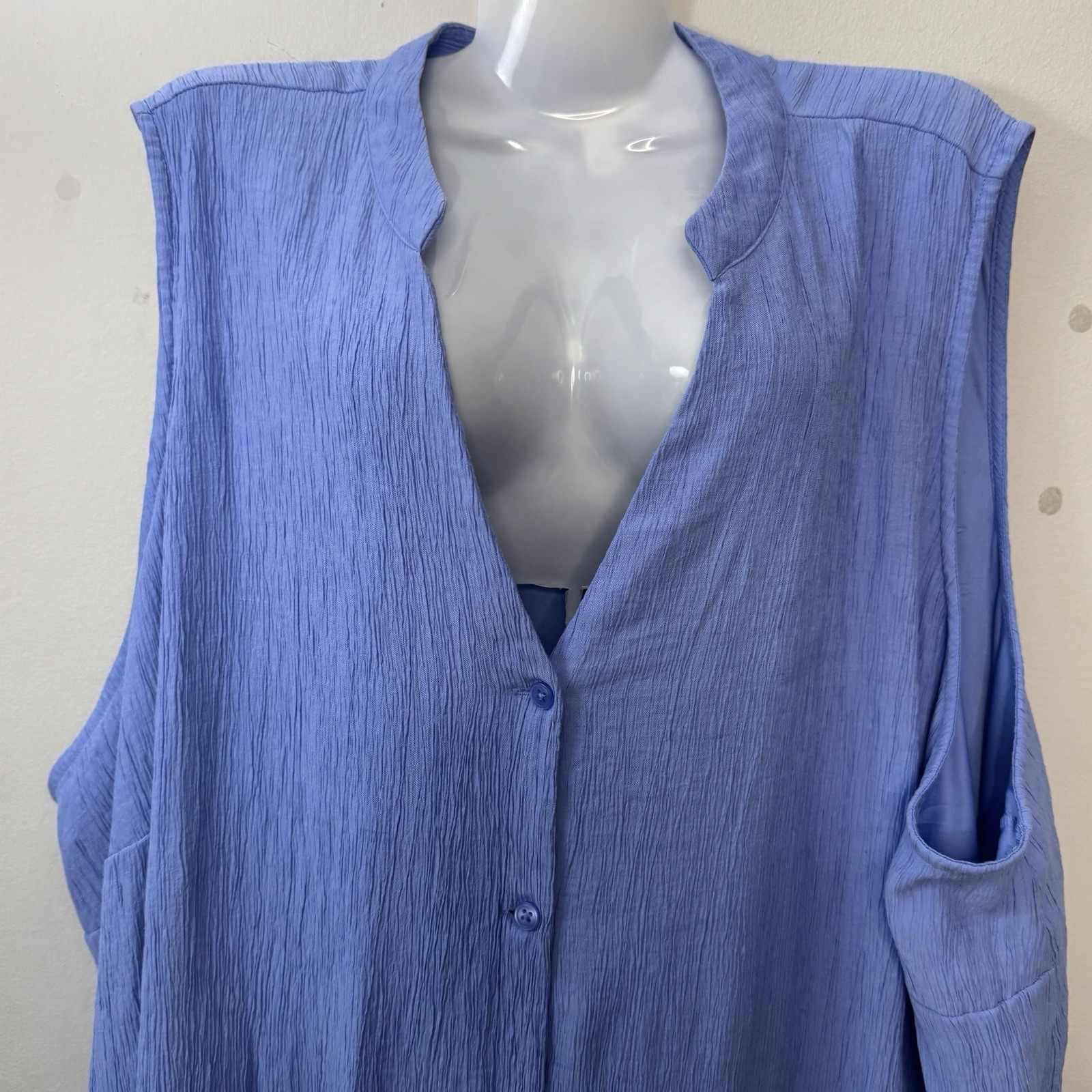 Nine West Plus Size 3X Light Blue Button Front Ruffle Lined Hem Dress Small Spot