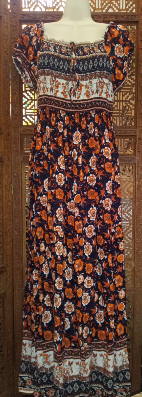 Beautiful Black & Cream Orange Floral Ruffle Accented Long Maxi Dress Sz Small