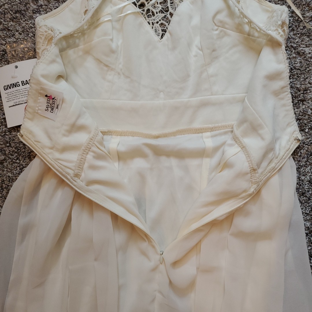 Saved By The Dress Beige Crochet Maxi Dress Woman Small Lace Top ZipUp Back NWT