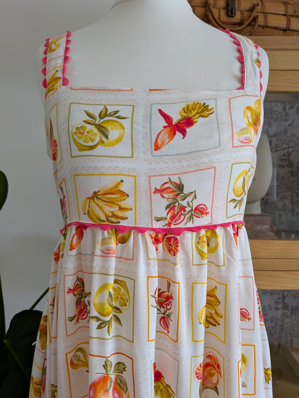 Vintage inspired 1970 look smocked pinafore dress Paper Hearts Australia size 8